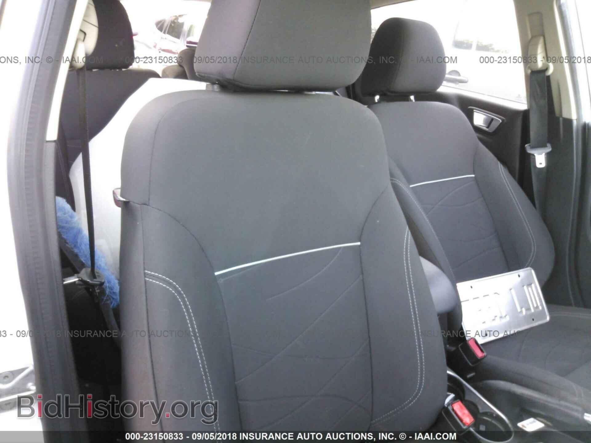 2014 Ford Fiesta - VIN: 3FADP4EJ8EM149014 - Photo 8
