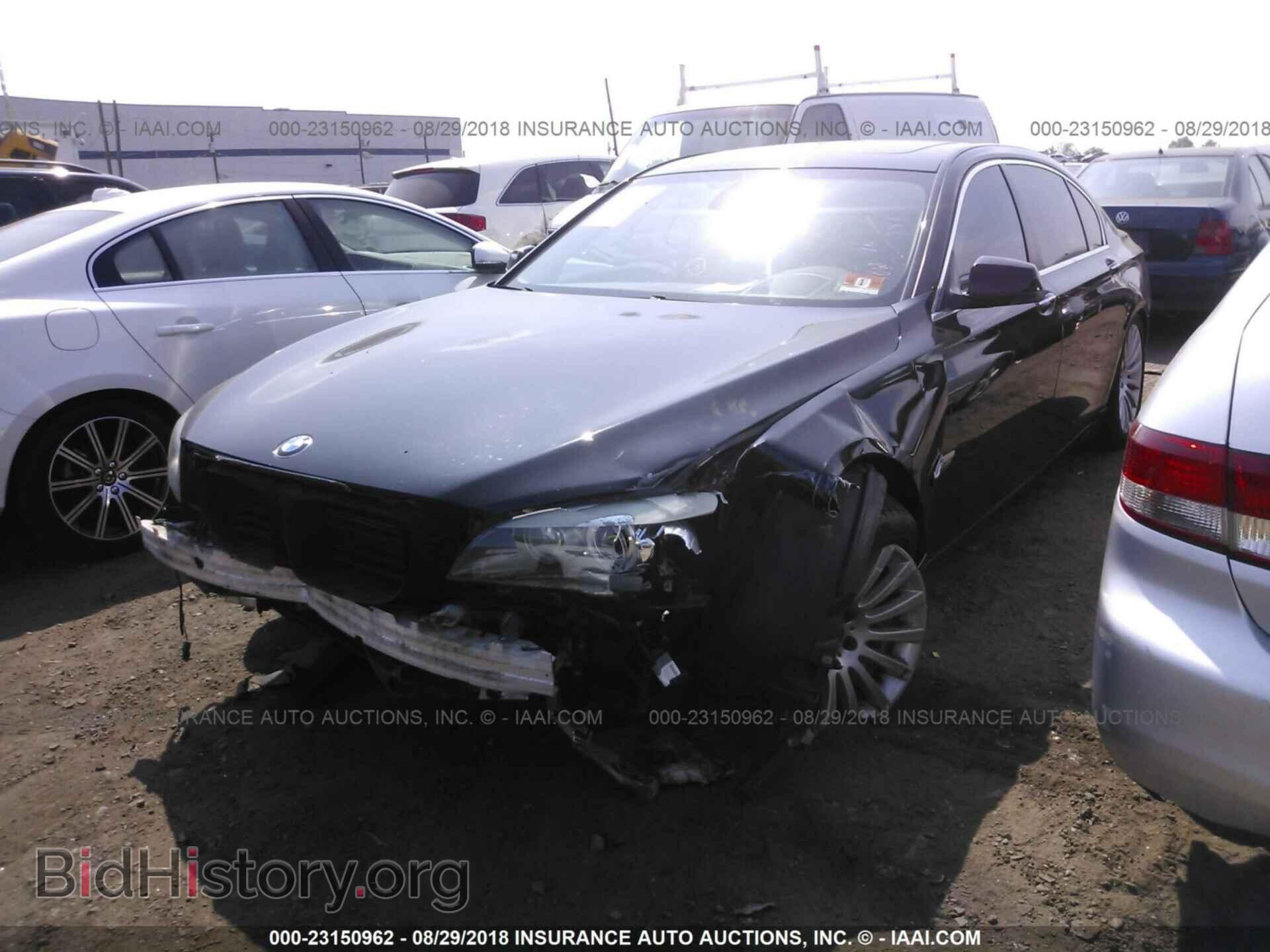 2011 Bmw 750 - VIN: WBAKC8C52BC434117 - Фото 2