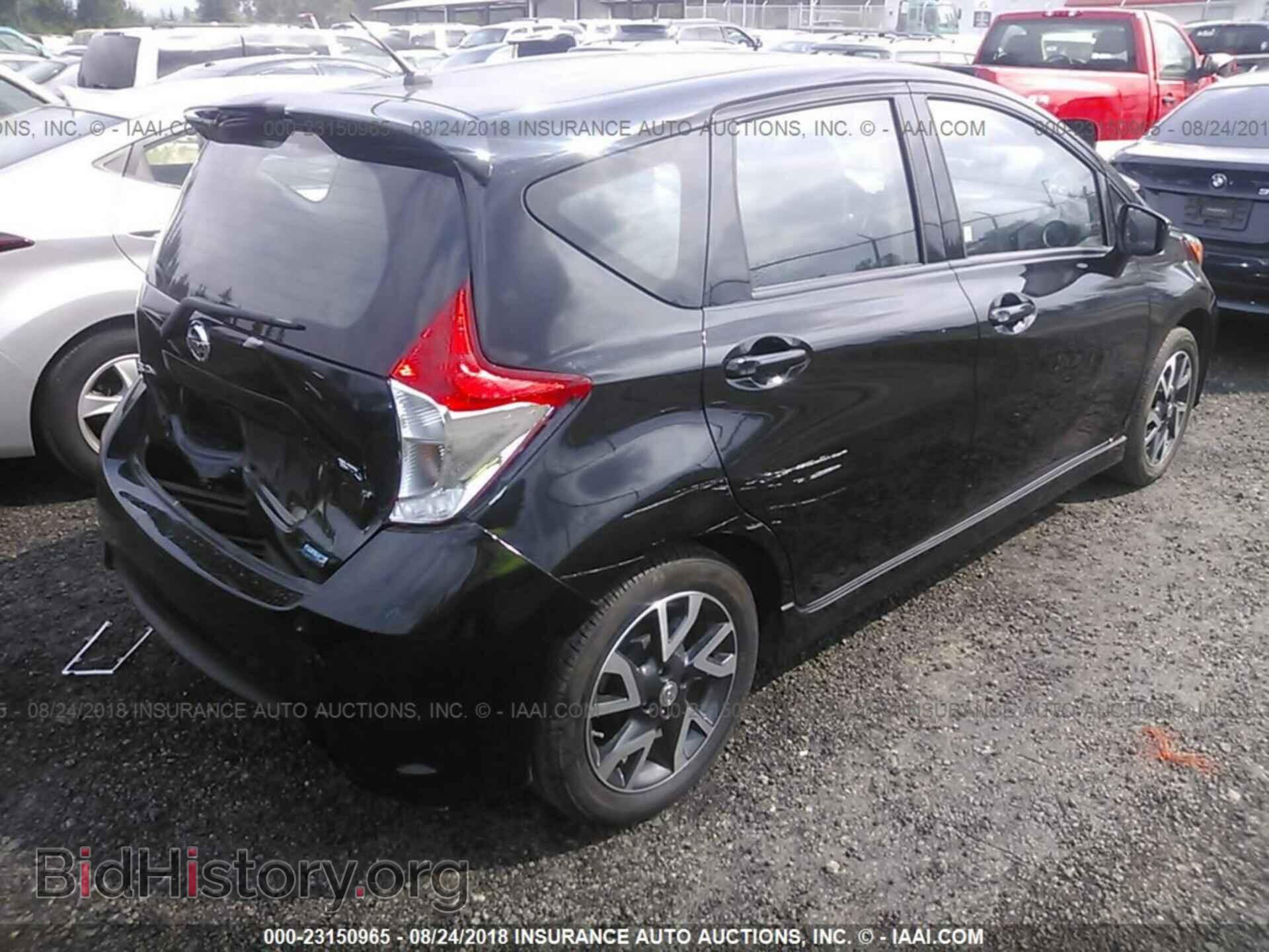 2015 Nissan Versa note - VIN: 3N1CE2CPXFL390235 - Фото 4