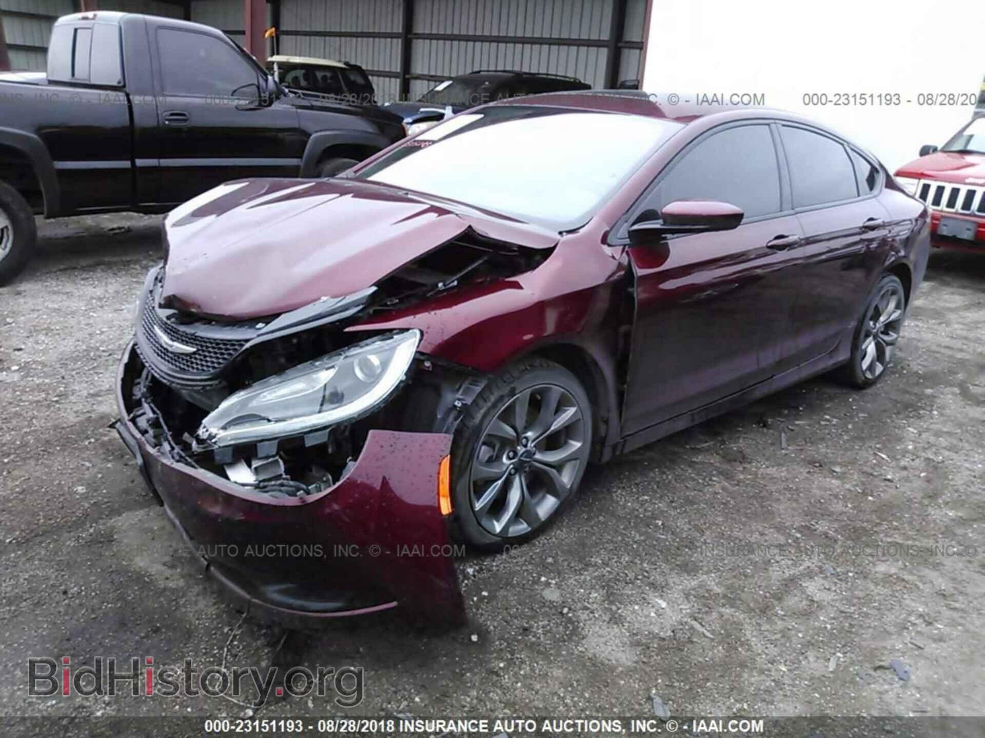 2016 CHRYSLER 200 - VIN: 1C3CCCDG0GN163214 - Фото 2