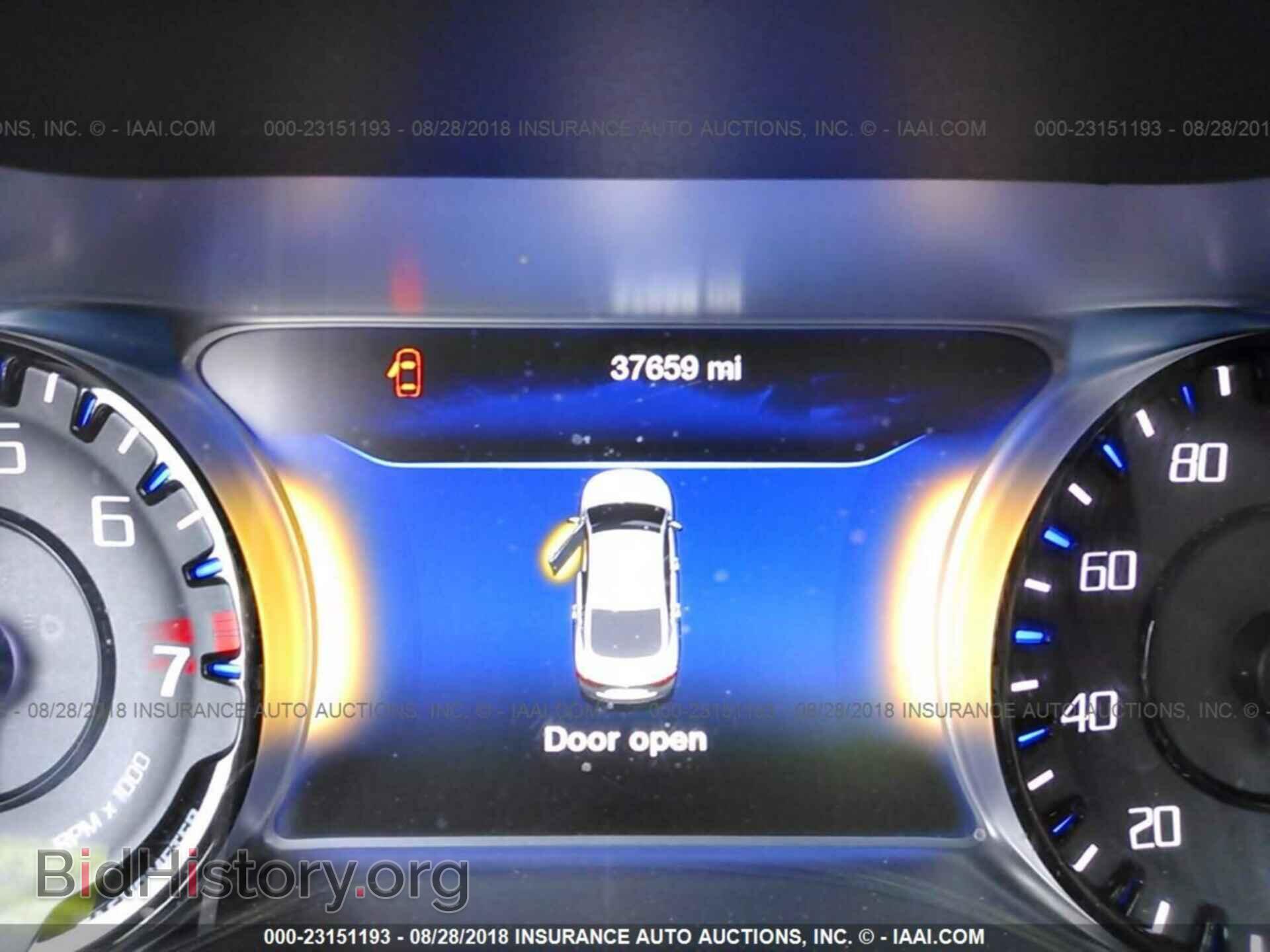 2016 CHRYSLER 200 - VIN: 1C3CCCDG0GN163214 - Фото 7