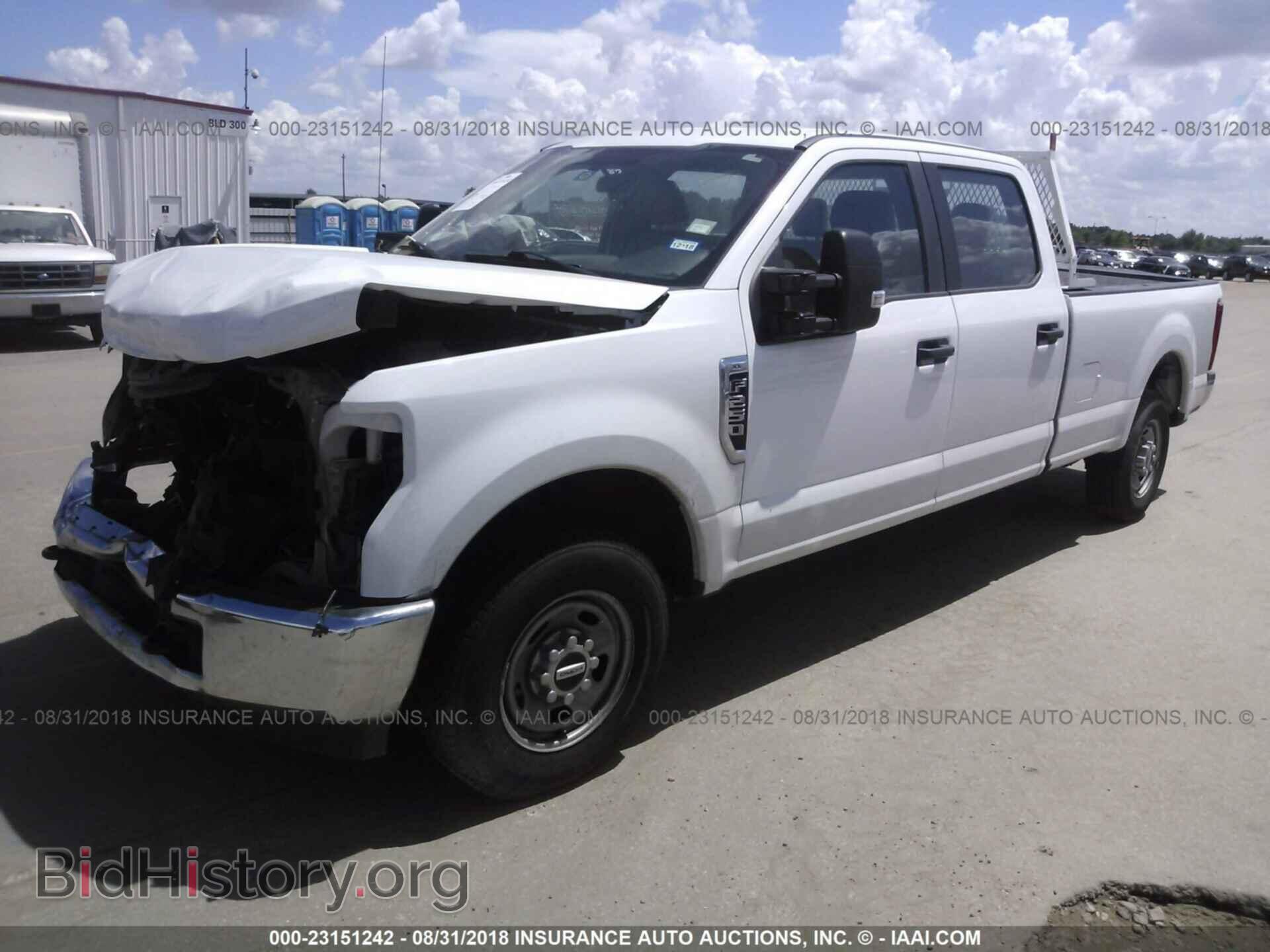 2017 Ford F250 - VIN: 1FT7W2A64HEB66435 - Фото 2
