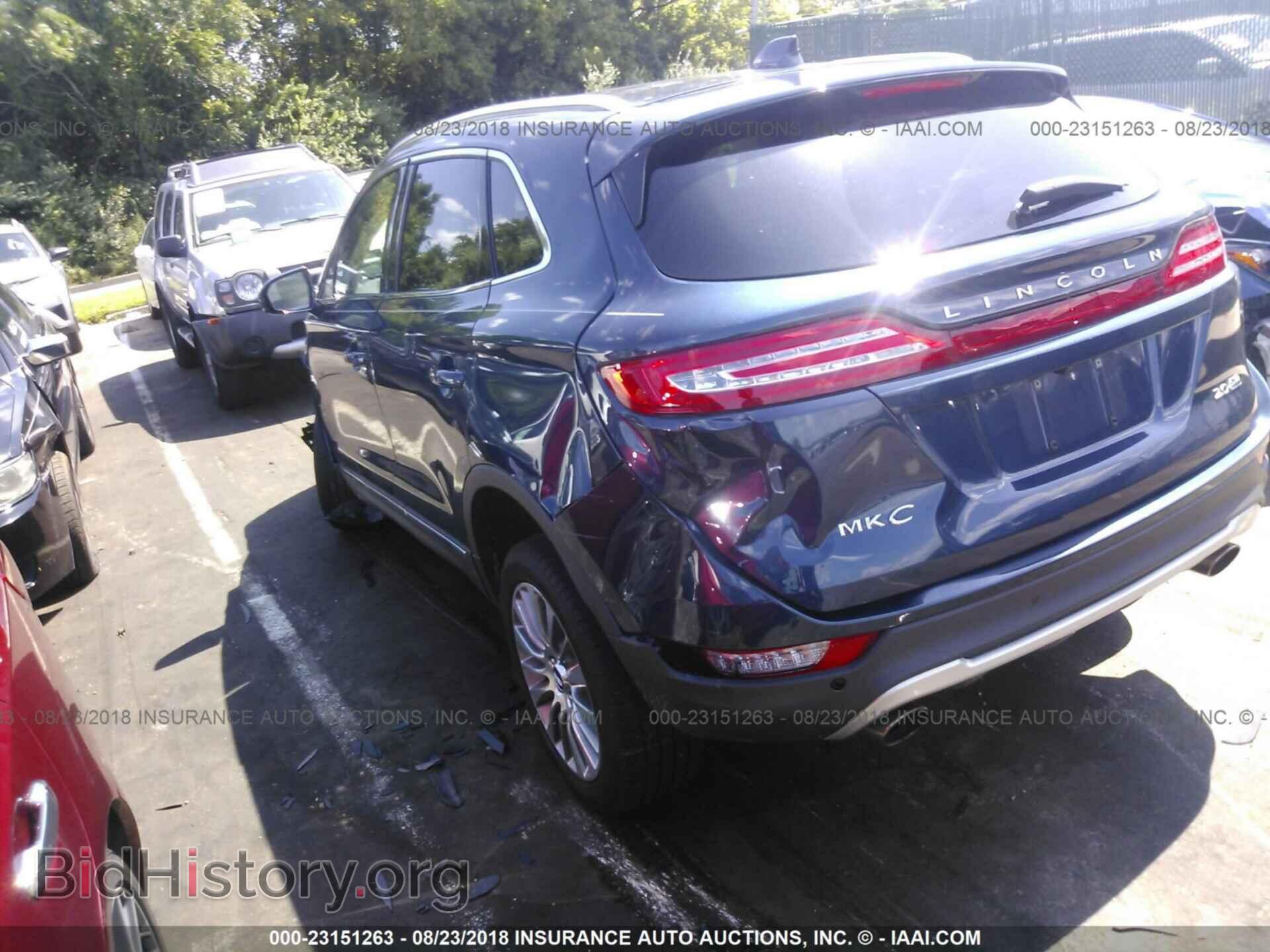 2016 Lincoln Mkc - VIN: 5LMCJ3D90GUJ19537 - Photo 3