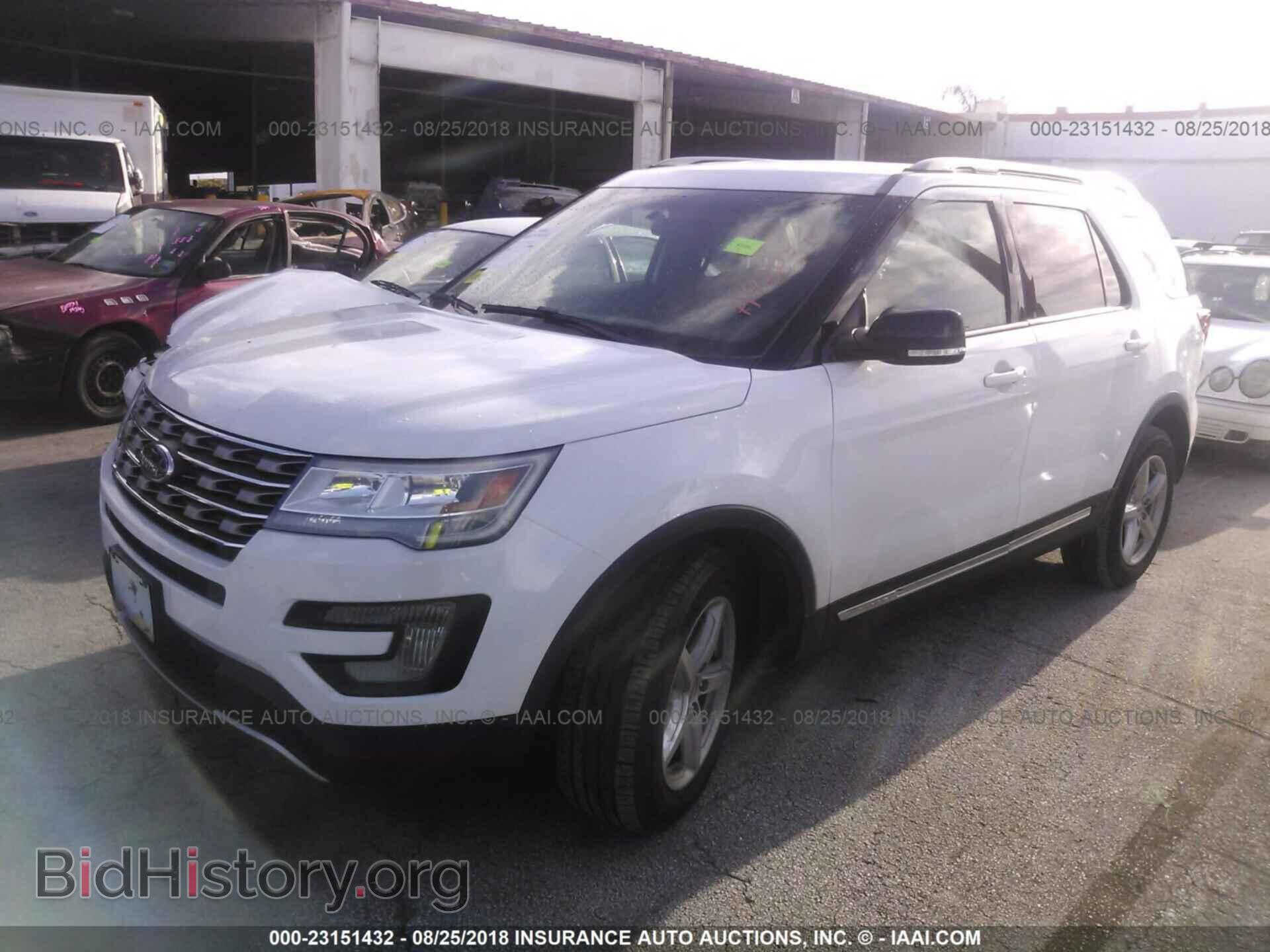 2016 Ford Explorer - VIN: 1FM5K7D83GGA93831 - Фото 2