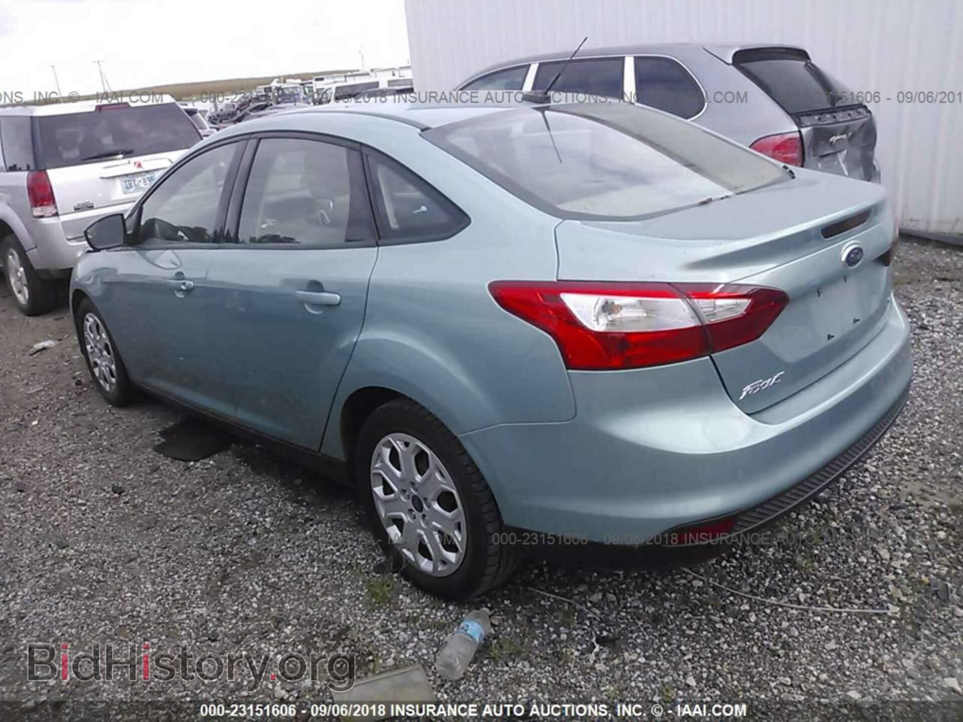 2012 Ford Focus - VIN: 1FAHP3F20CL282996 - Фото 3