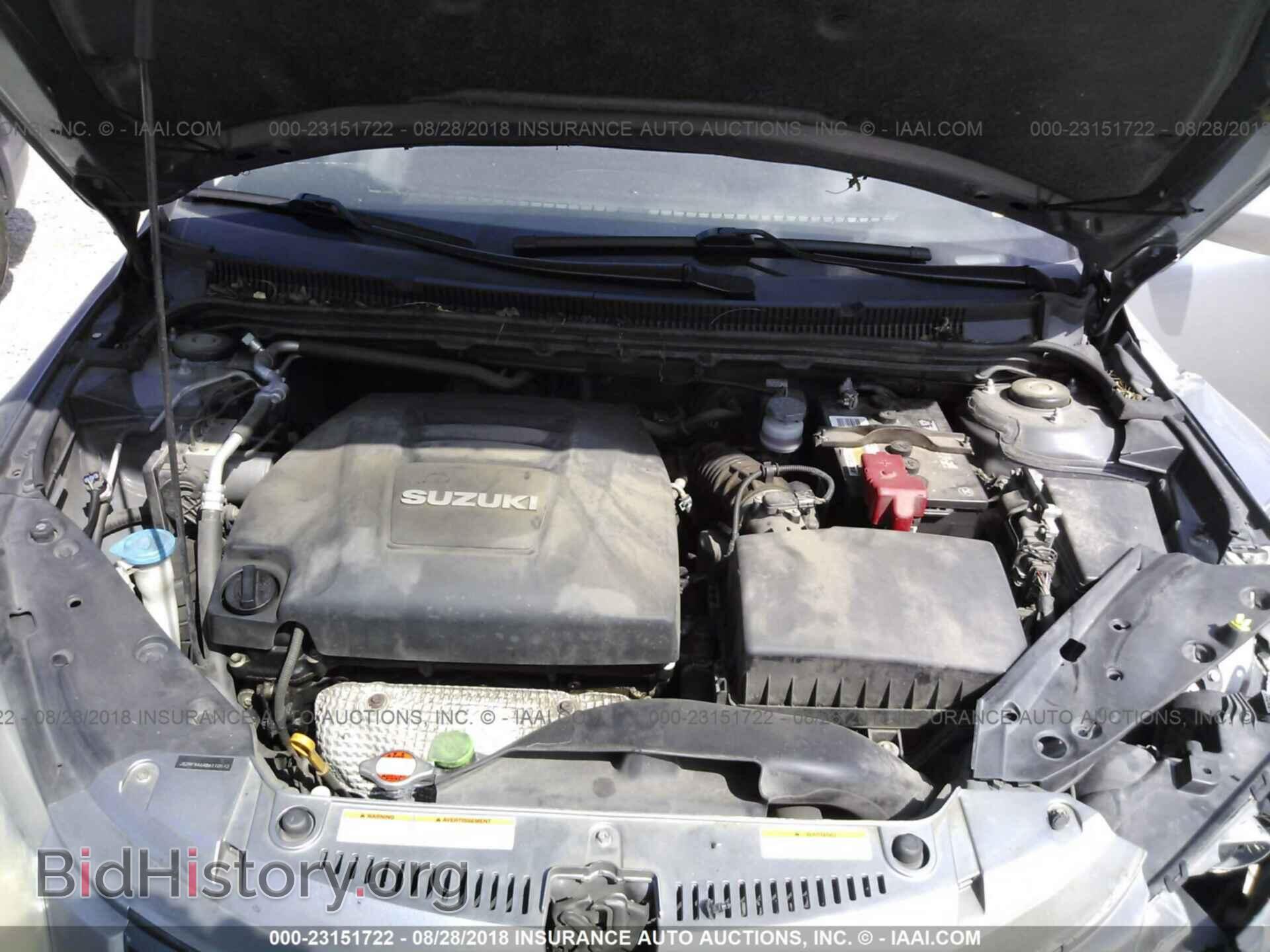 2011 Suzuki Kizashi - VIN: JS2RF9A6XB6110542 - Photo 10