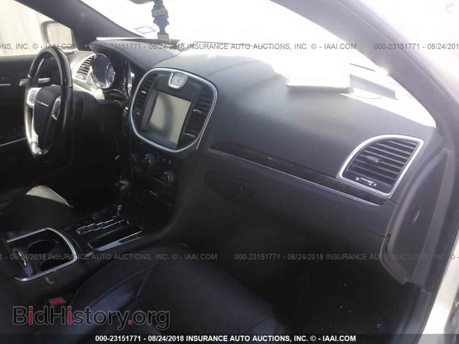 2012 Chrysler 300c - VIN: 2C3CCAET0CH263560 - Фото 5