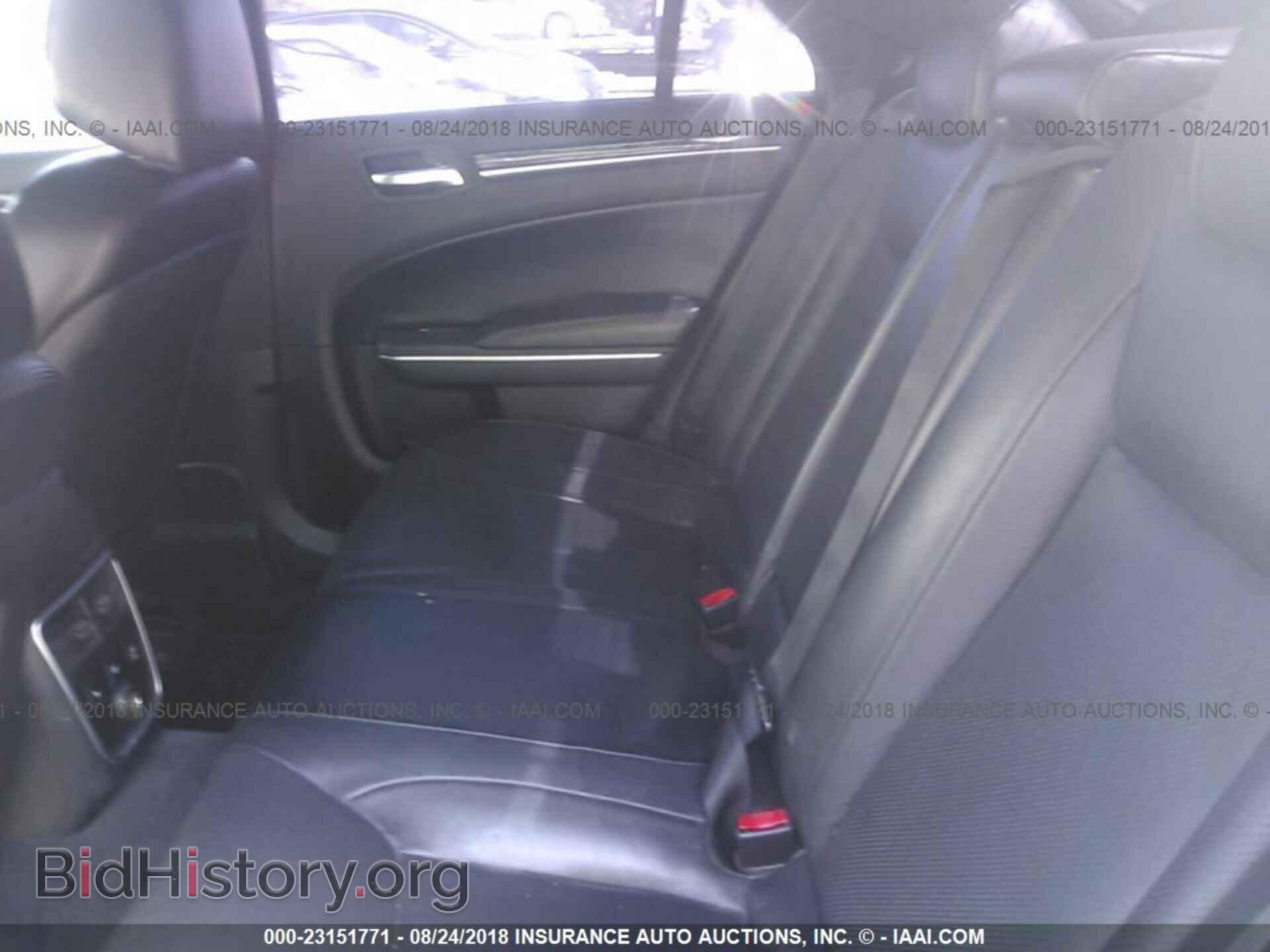 2012 Chrysler 300c - VIN: 2C3CCAET0CH263560 - Фото 8