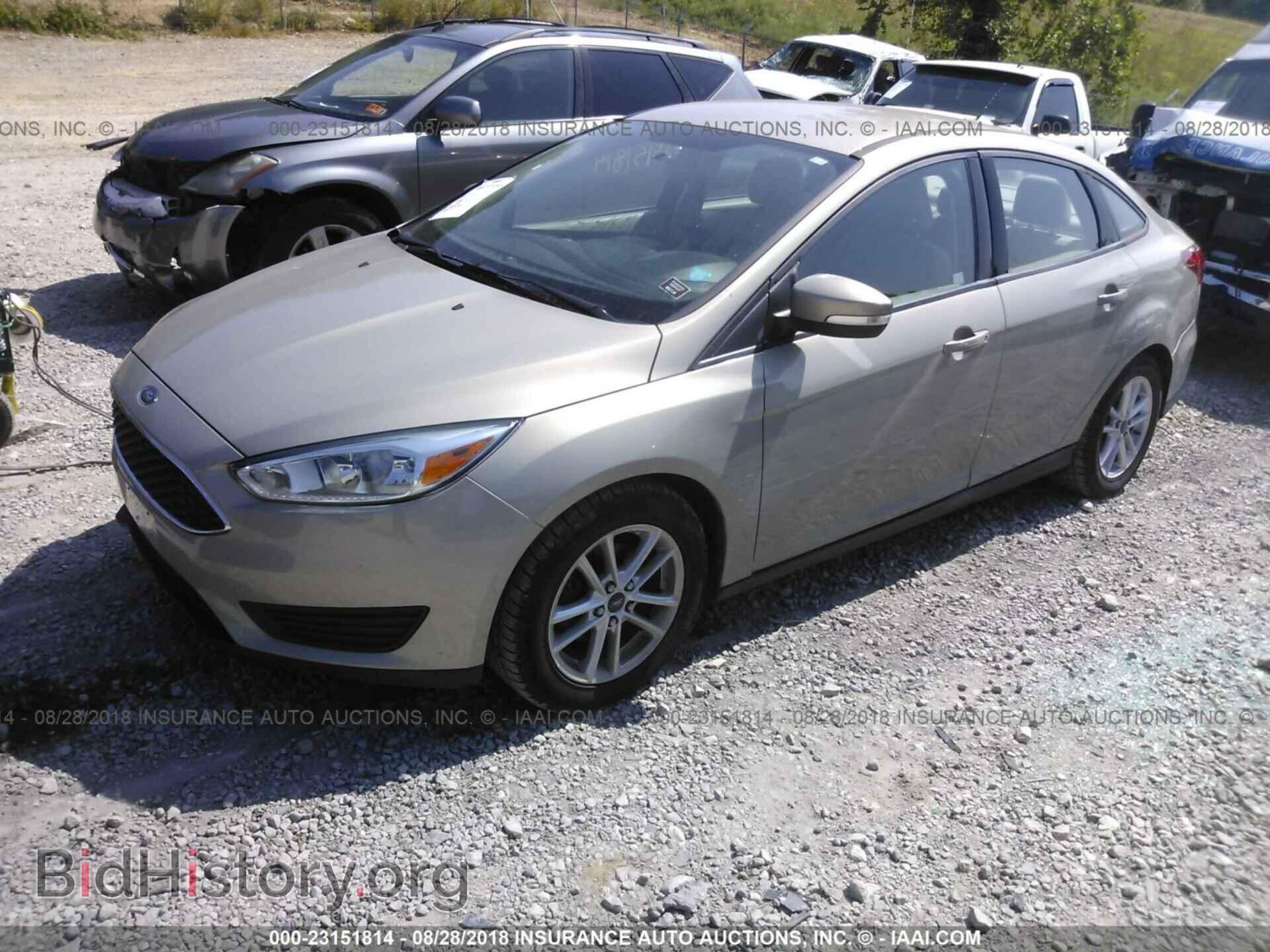 2015 Ford Focus - VIN: 1FADP3F23FL355488 - Photo 2