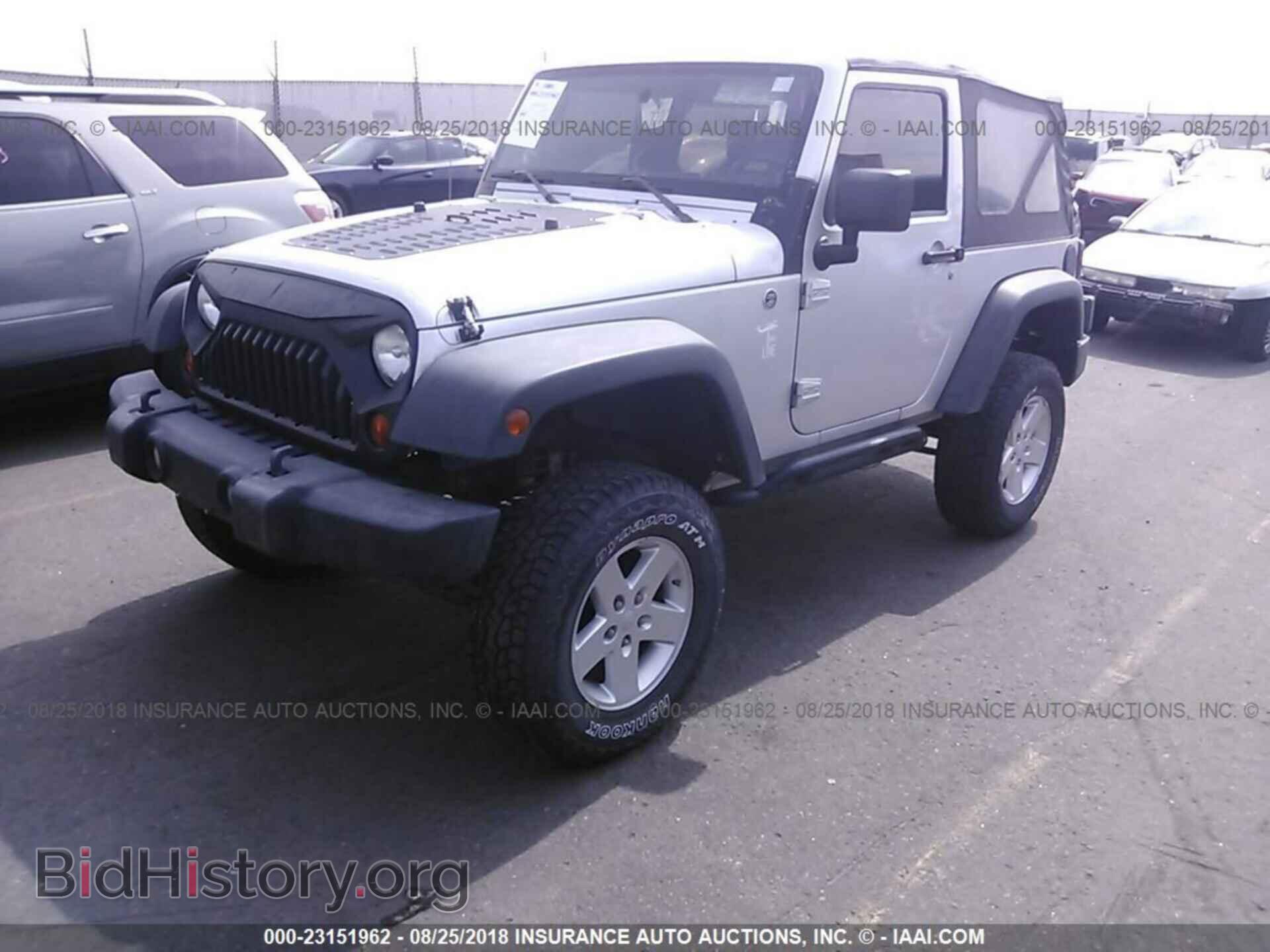 2009 JEEP WRANGLER - VIN: 1J4FA24149L714077 - Photo 2