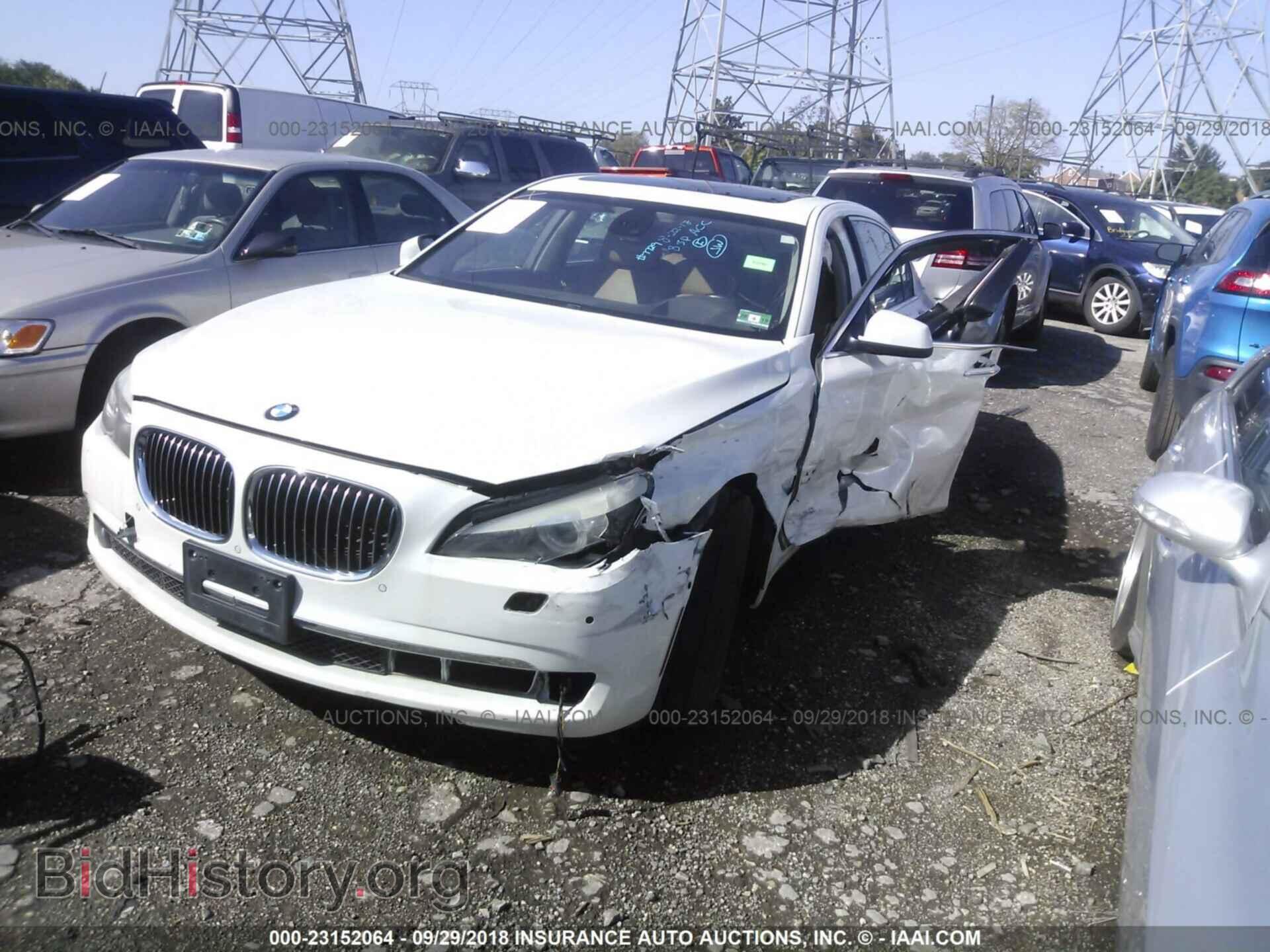 2012 Bmw 750 - VIN: WBAKC8C55CC436686 - Фото 2