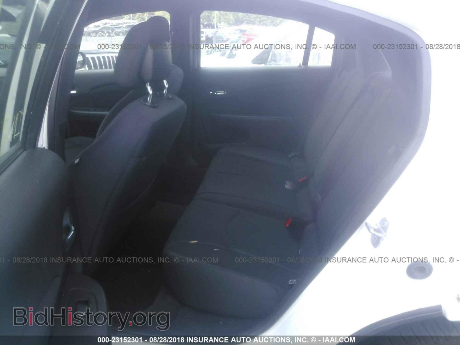 2013 Chrysler 200 - VIN: 1C3CCBAB1DN698292 - Photo 8