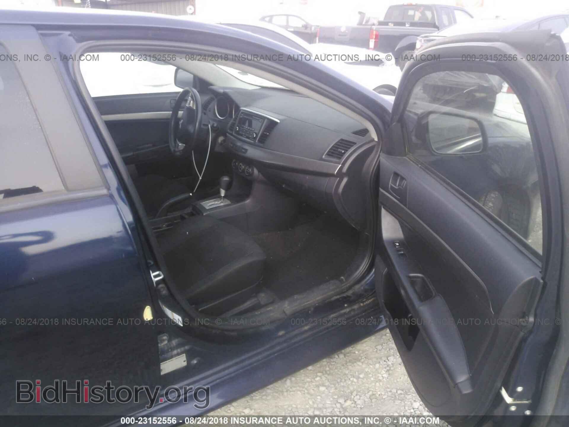 2014 Mitsubishi Lancer - VIN: JA32U2FU3EU017974 - Фото 5