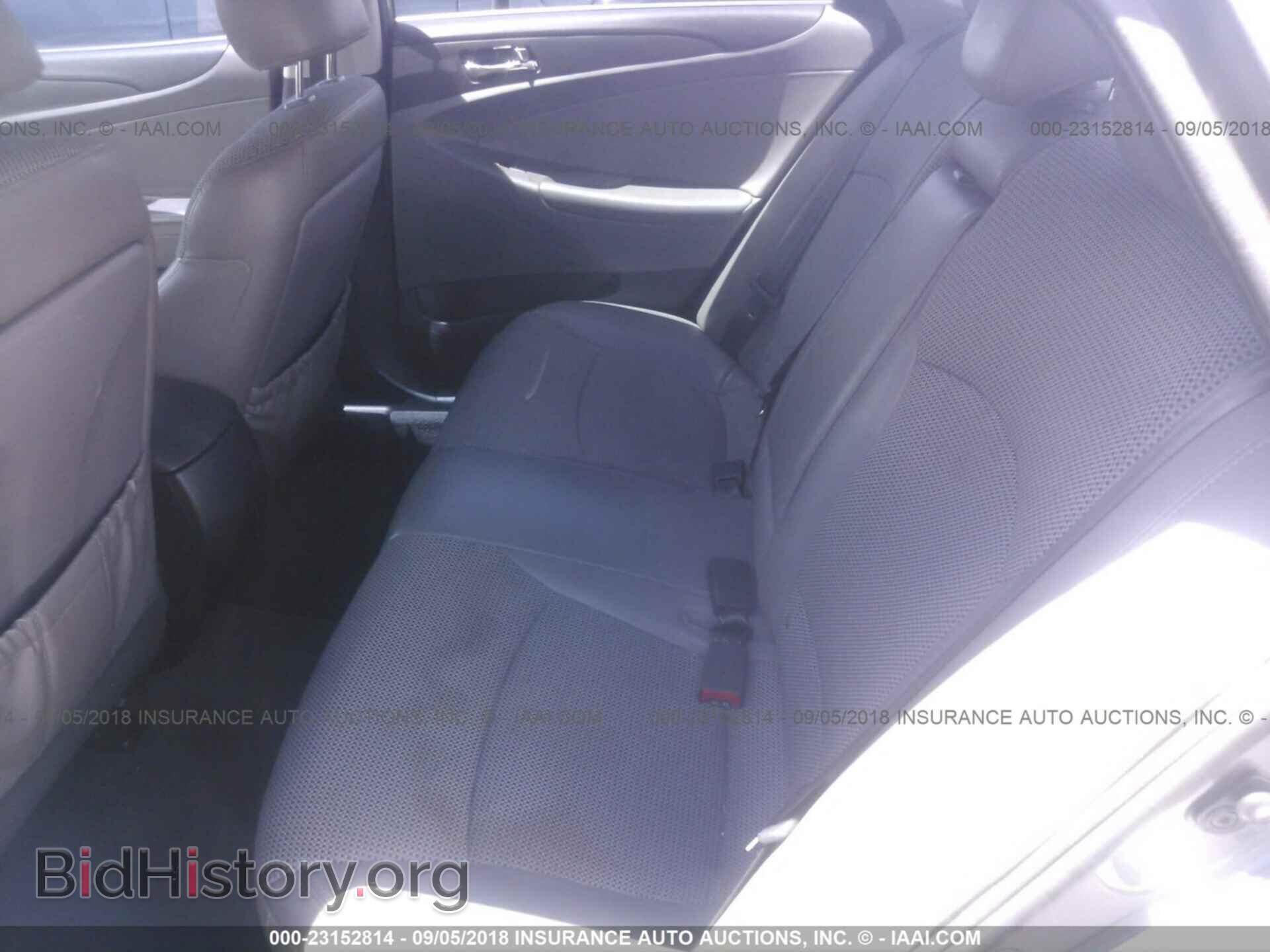 2012 Hyundai Sonata - VIN: 5NPEC4AC7CH367739 - Фото 8