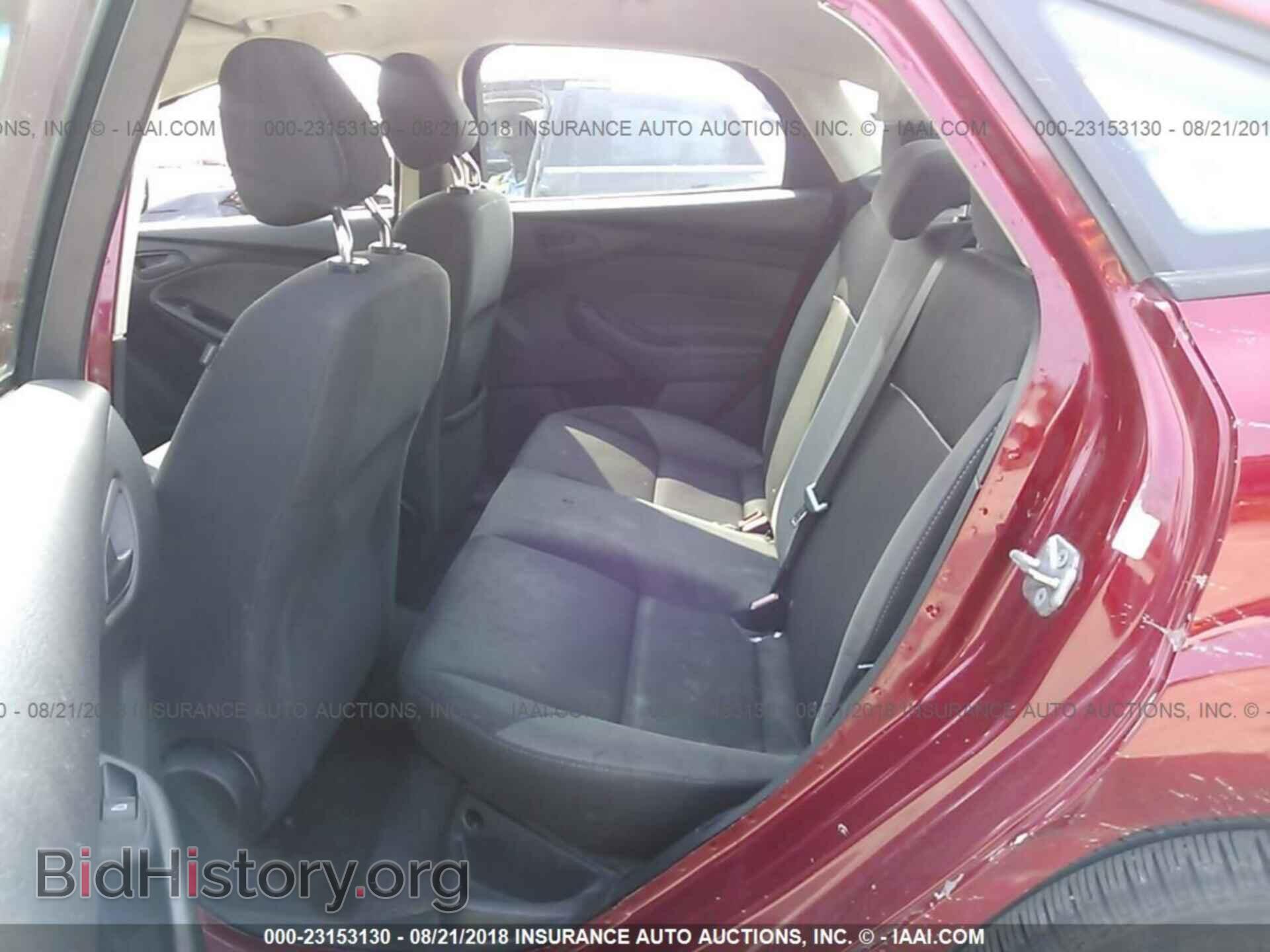 2012 Ford Focus - VIN: 1FAHP3F26CL215268 - Photo 8