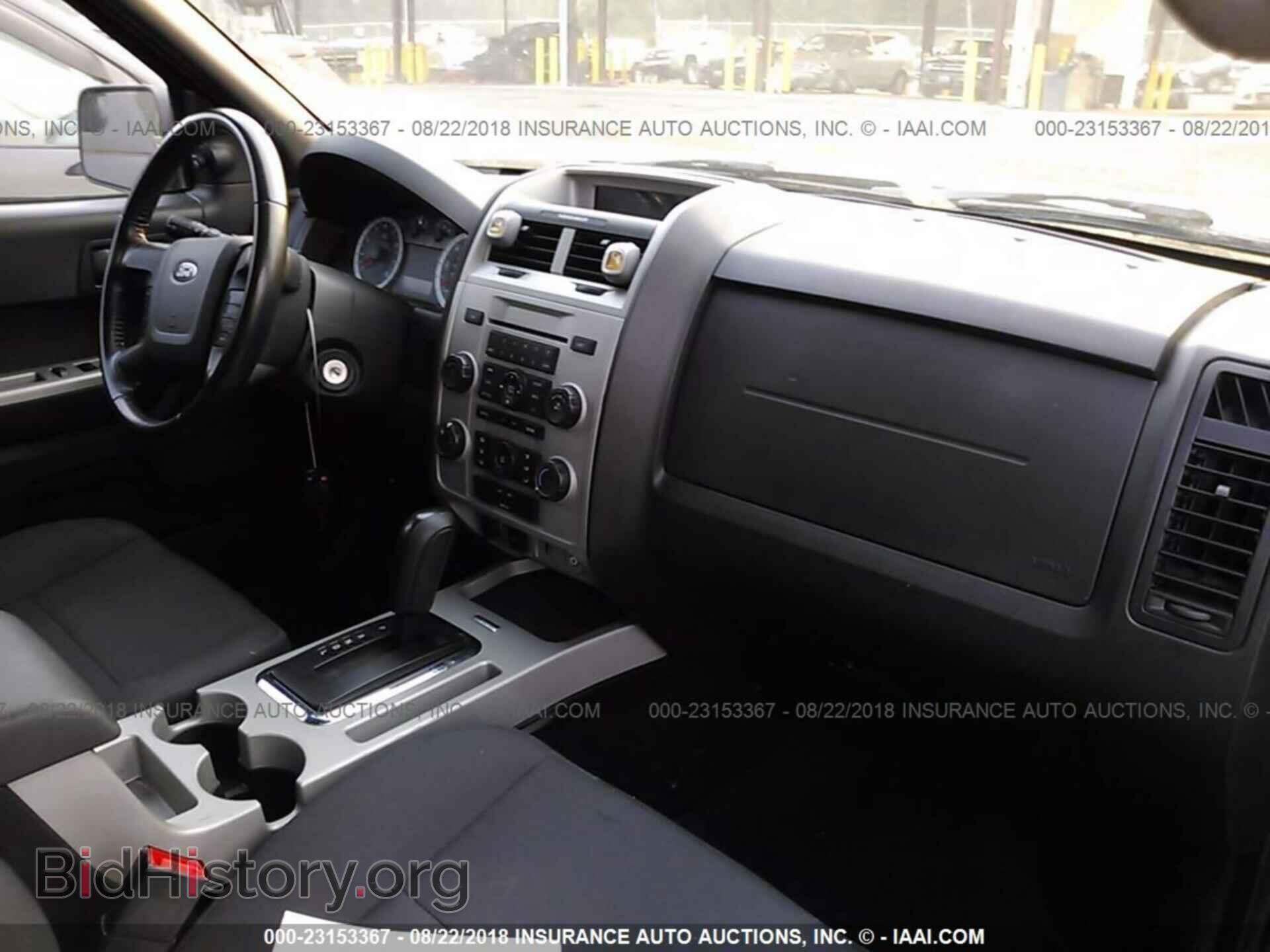 2011 Ford Escape - VIN: 1FMCU9D71BKB04352 - Фото 5