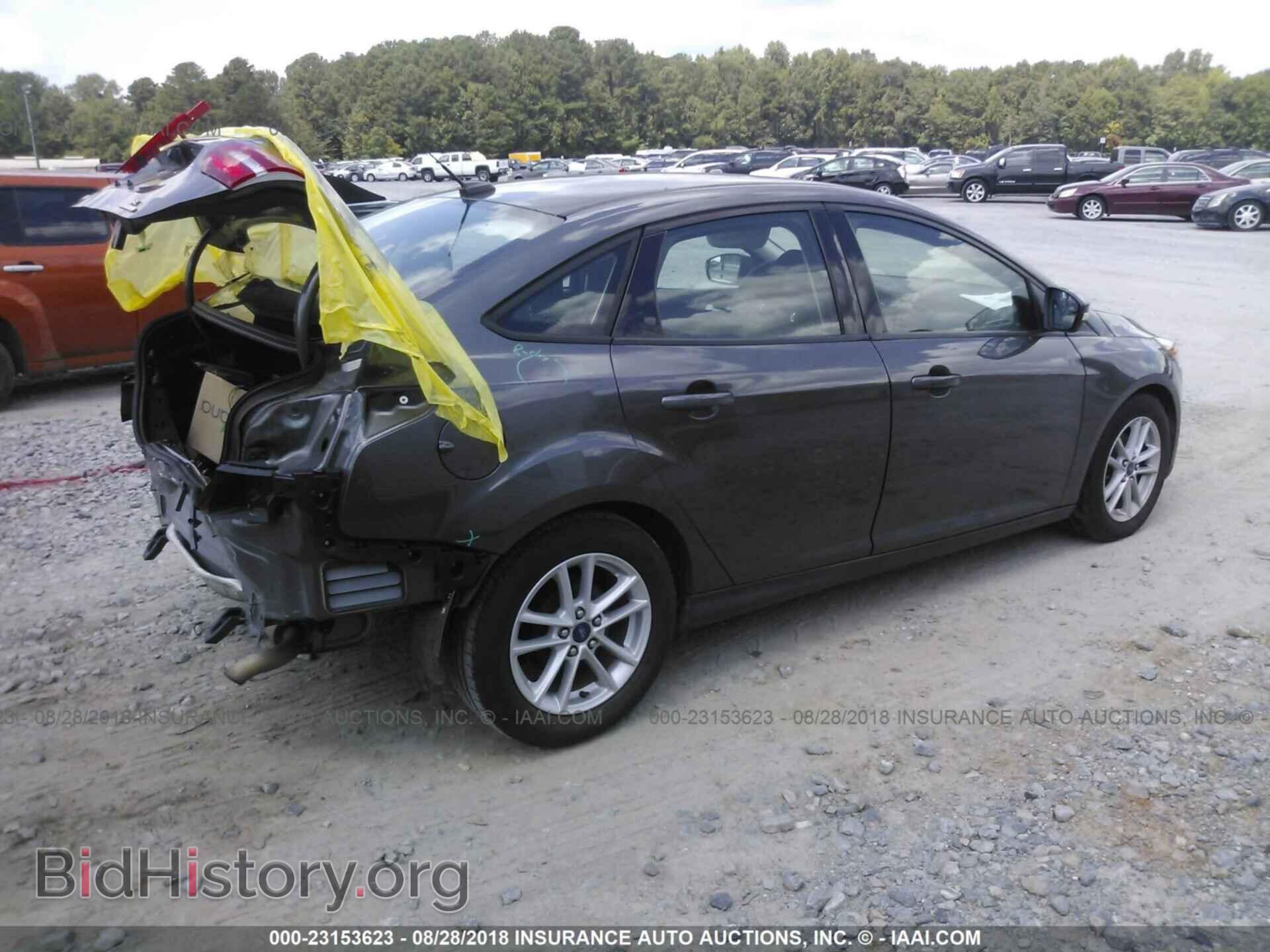 2015 Ford Focus - VIN: 1FADP3F26FL252307 - Фото 4