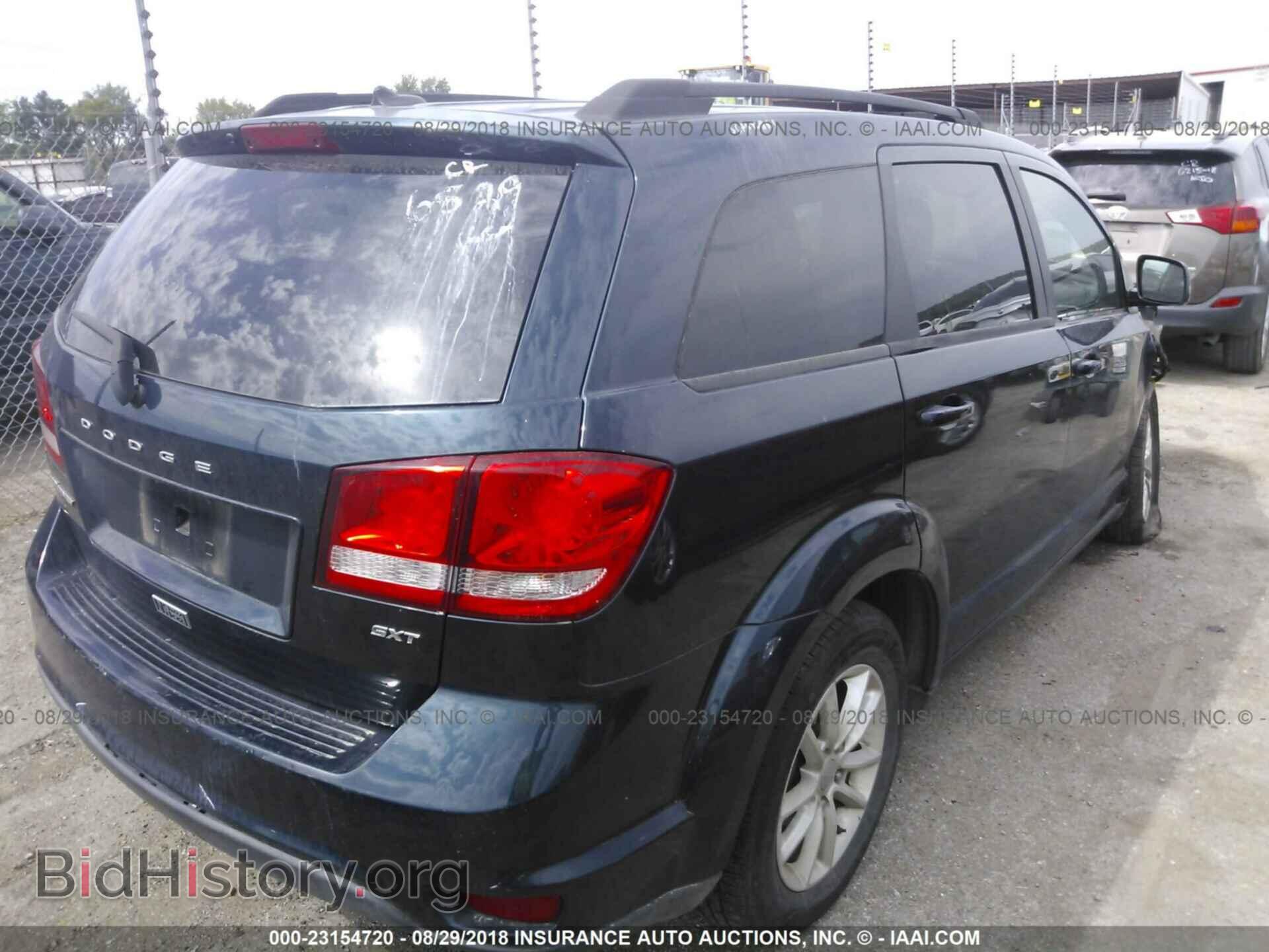 2015 Dodge Journey - VIN: 3C4PDCBB0FT564357 - Photo 4