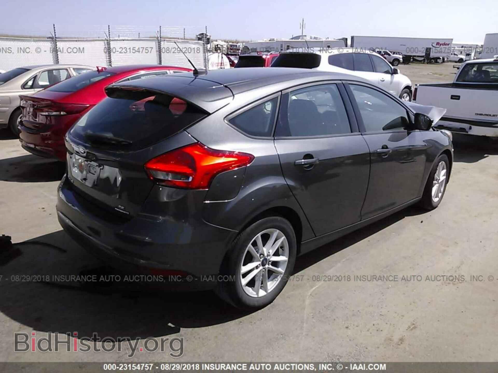 2015 Ford Focus - VIN: 1FADP3K20FL223522 - Photo 4
