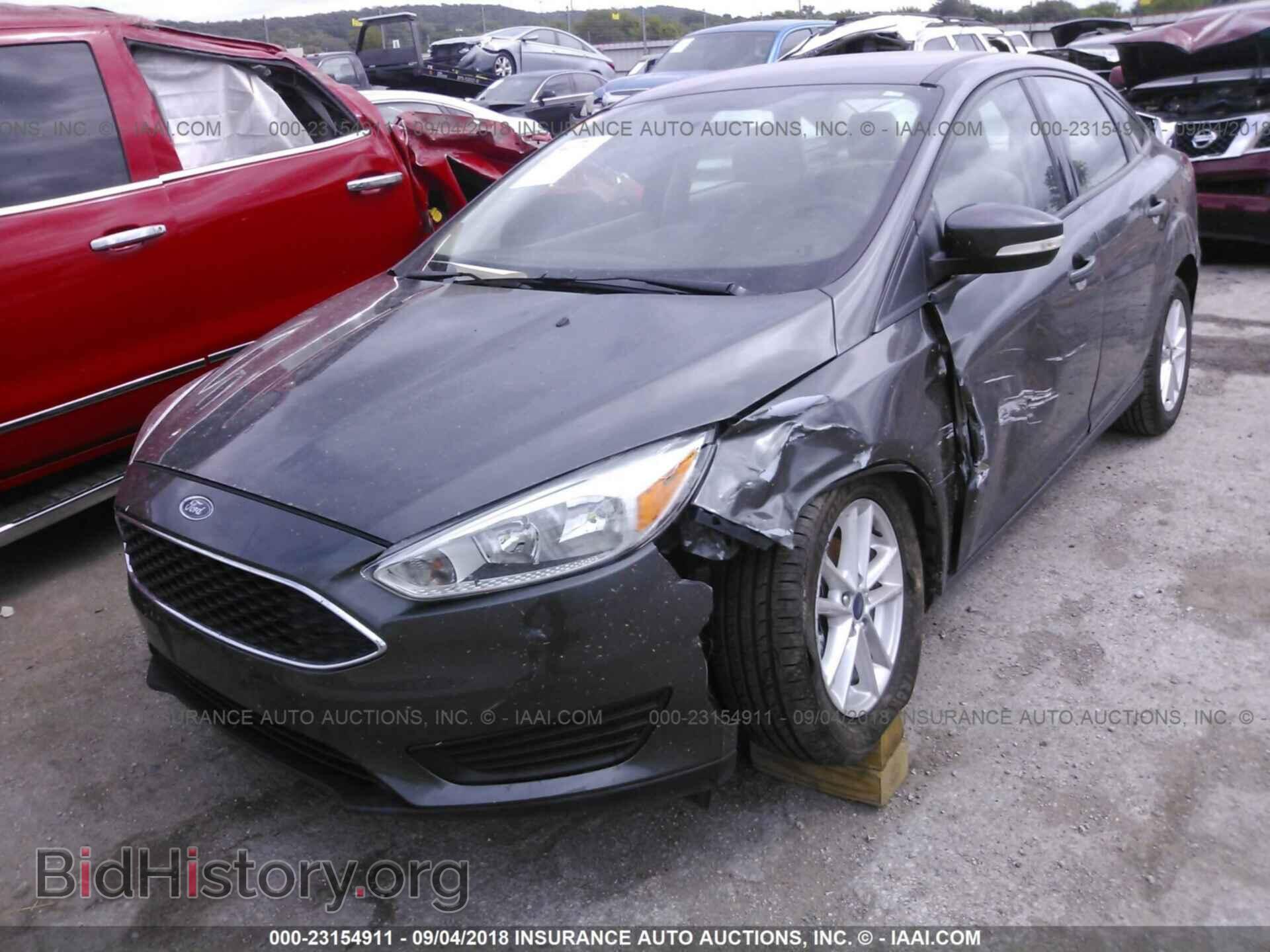2016 Ford Focus - VIN: 1FADP3F26GL288967 - Фото 2
