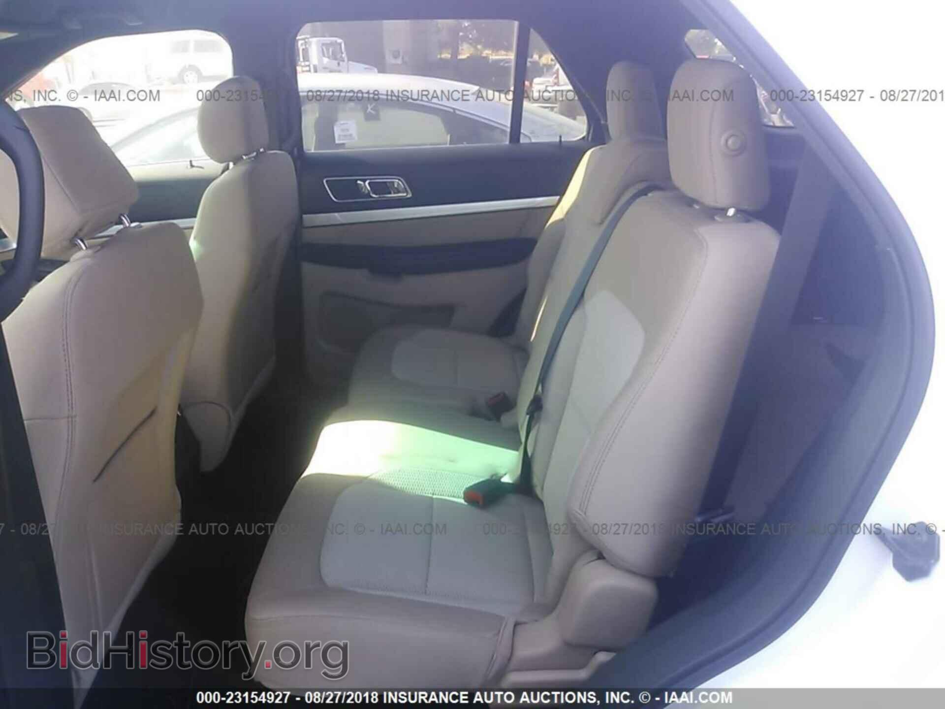 2017 Ford Explorer - VIN: 1FM5K8D86HGB46853 - Фото 8