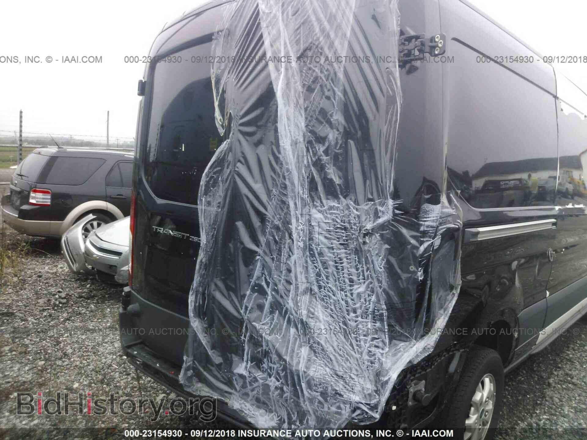 2015 Ford Transit - VIN: 1FTYR2CM4FKA75879 - Фото 6