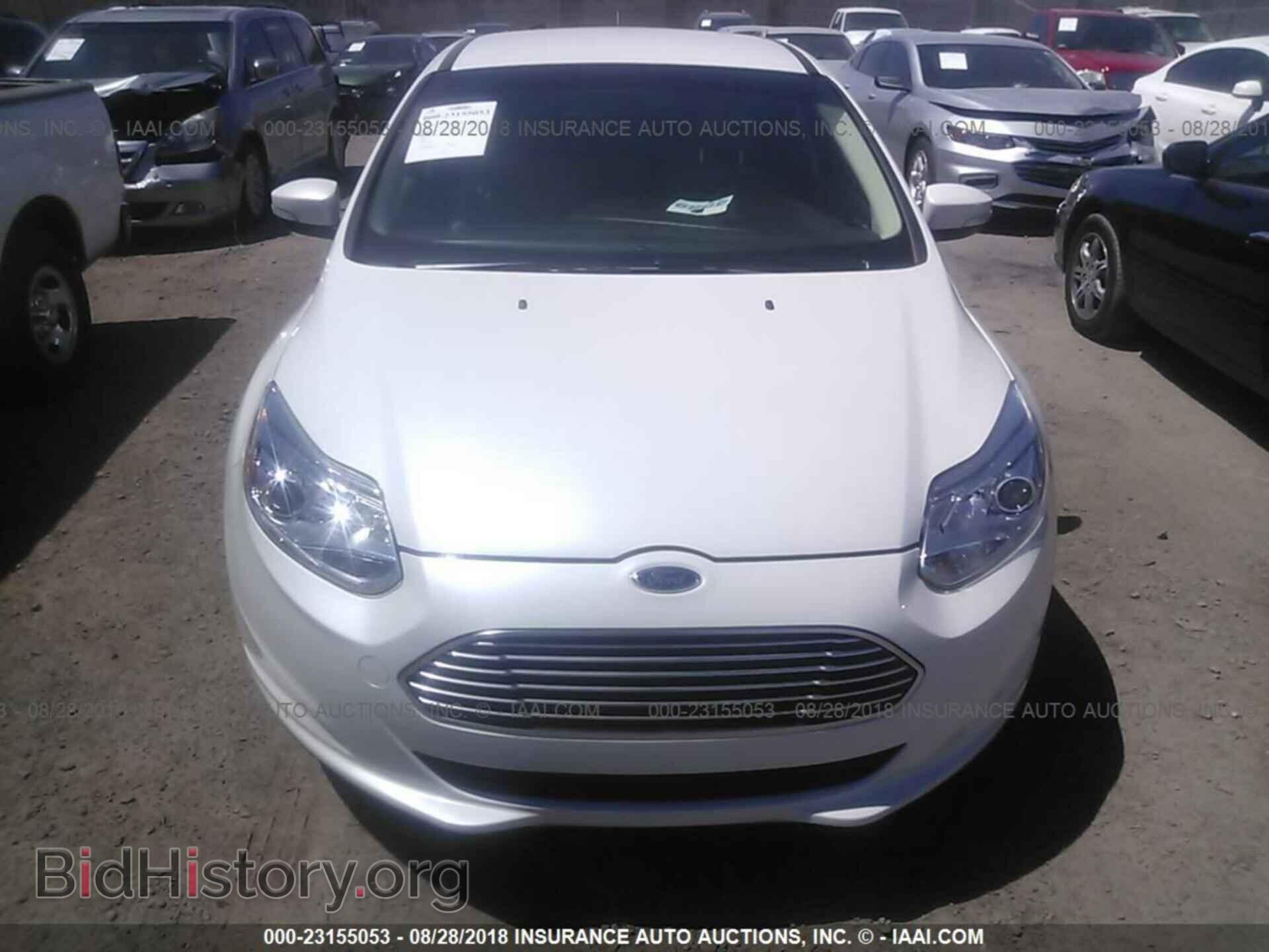 2017 Ford Focus - VIN: 1FADP3R48HL271151 - Photo 6