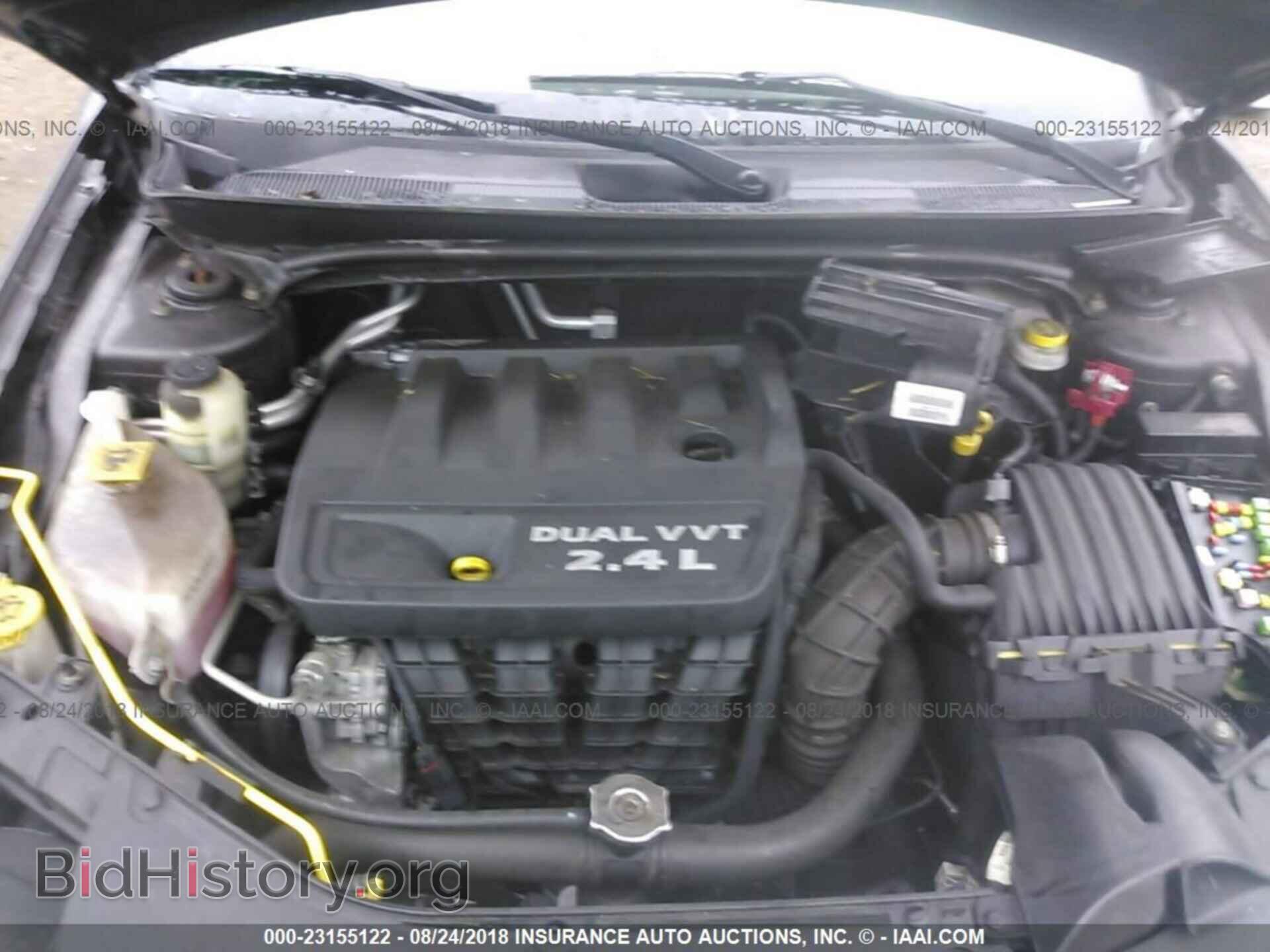 2014 Chrysler 200 - VIN: 1C3CCBBB8EN186481 - Photo 10