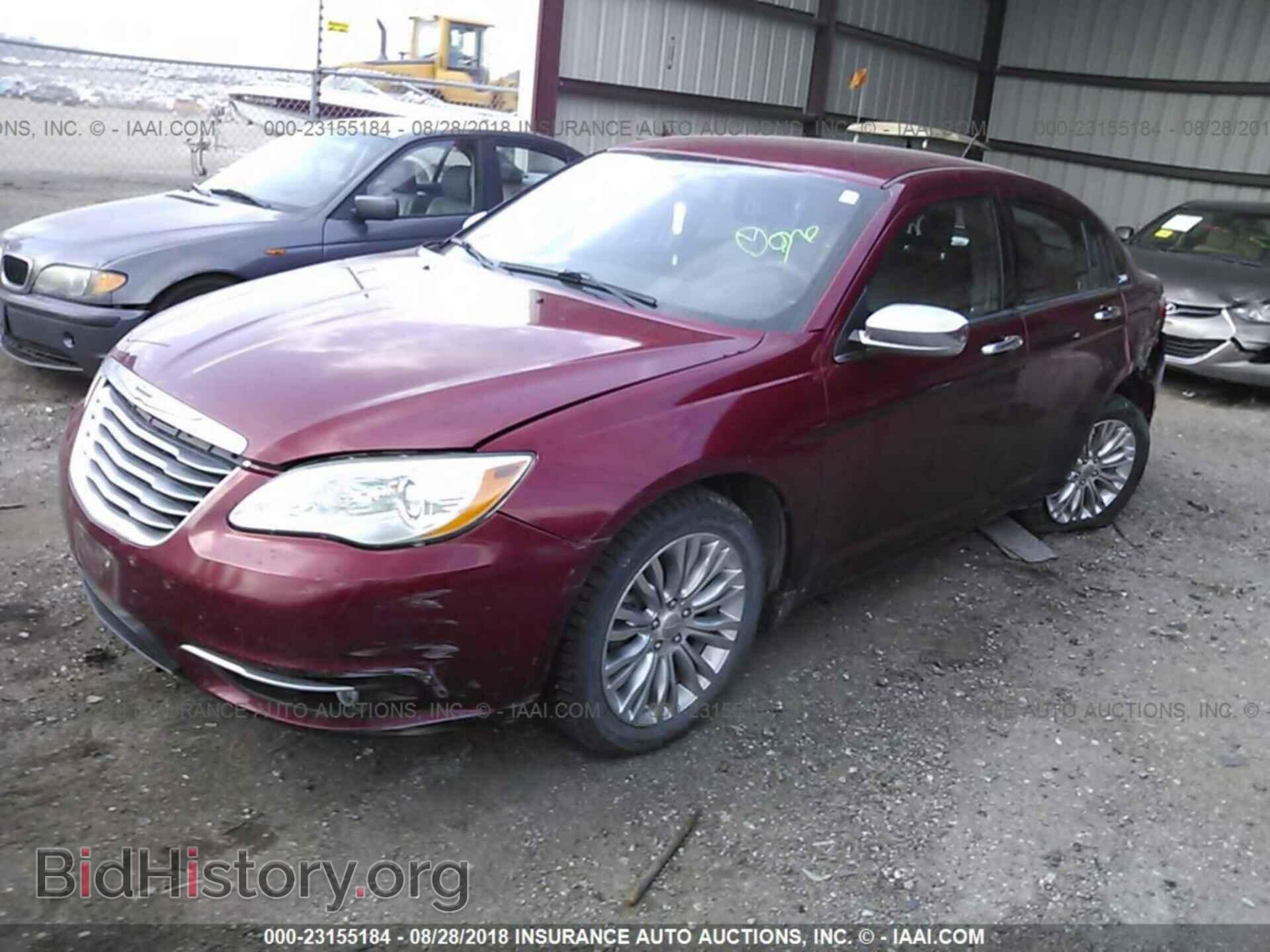 2012 Chrysler 200 - VIN: 1C3CCBCB0CN268104 - Photo 2