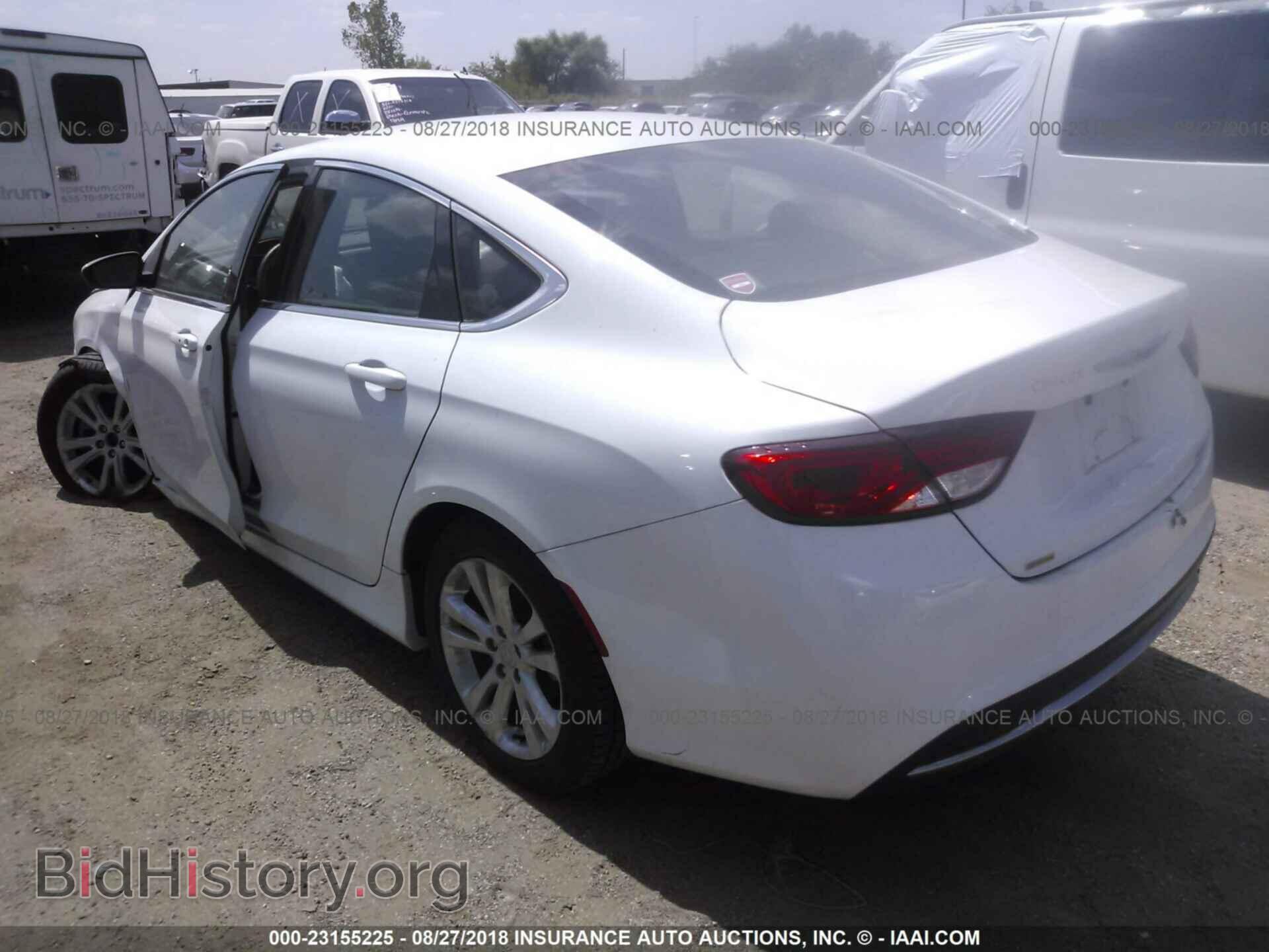 2015 Chrysler 200 - VIN: 1C3CCCAB3FN578762 - Фото 3