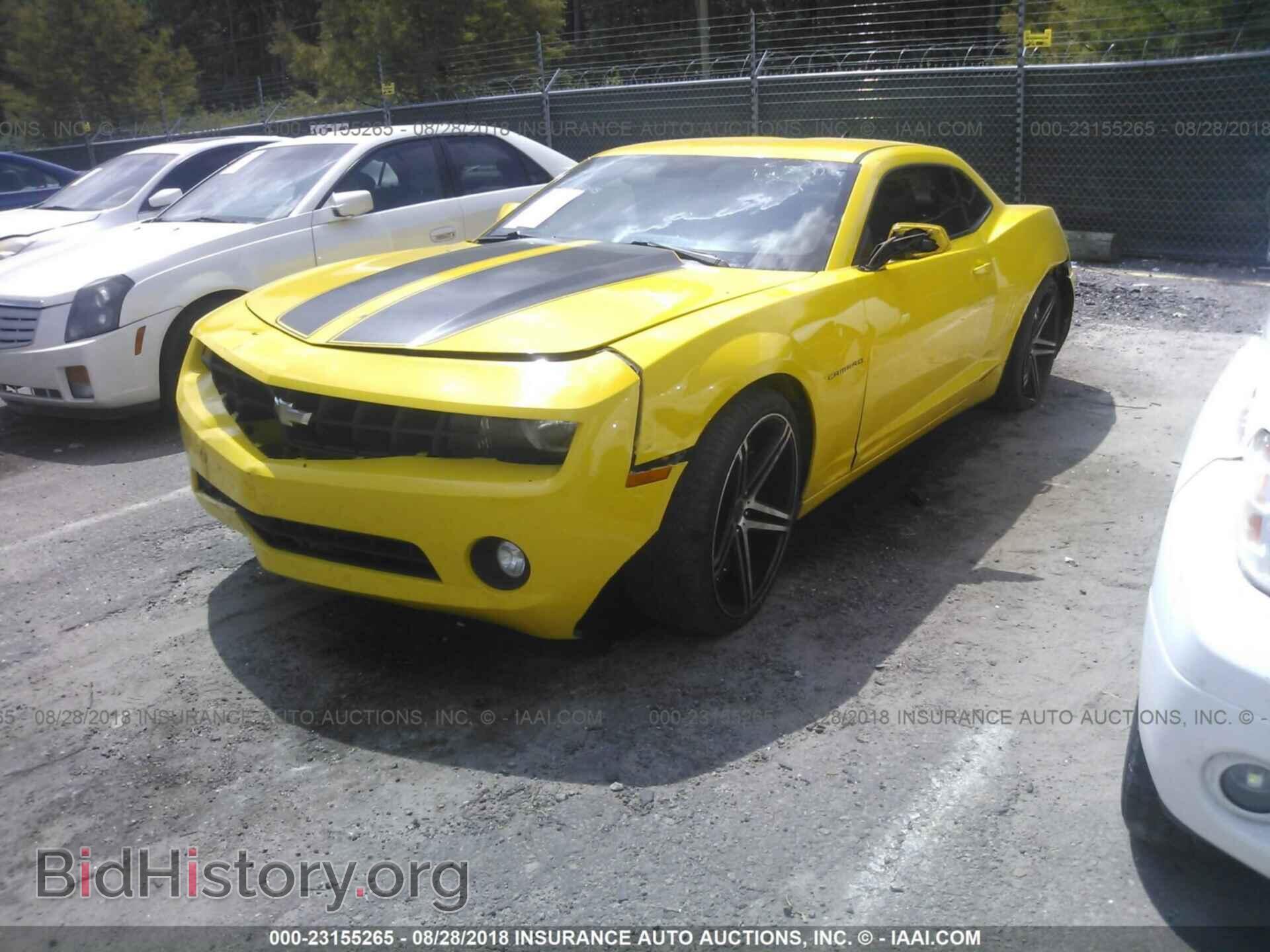 2010 CHEVROLET CAMARO - VIN: 2G1FB1EV8A9210988 - Фото 2