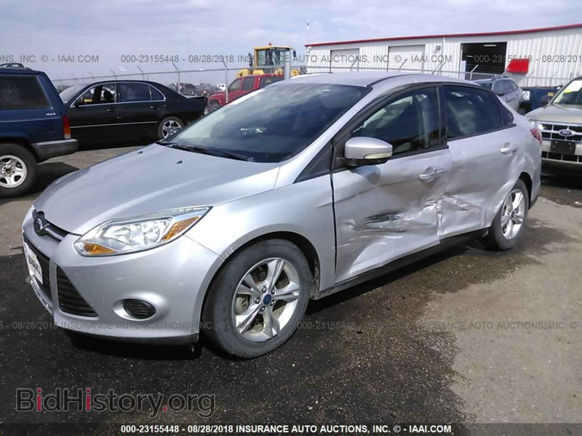 2013 Ford Focus - VIN: 1FADP3F23DL178583 - Photo 2