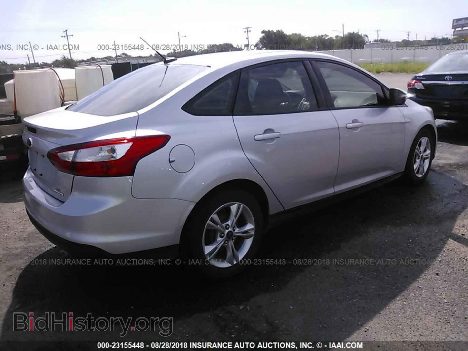 2013 Ford Focus - VIN: 1FADP3F23DL178583 - Photo 4