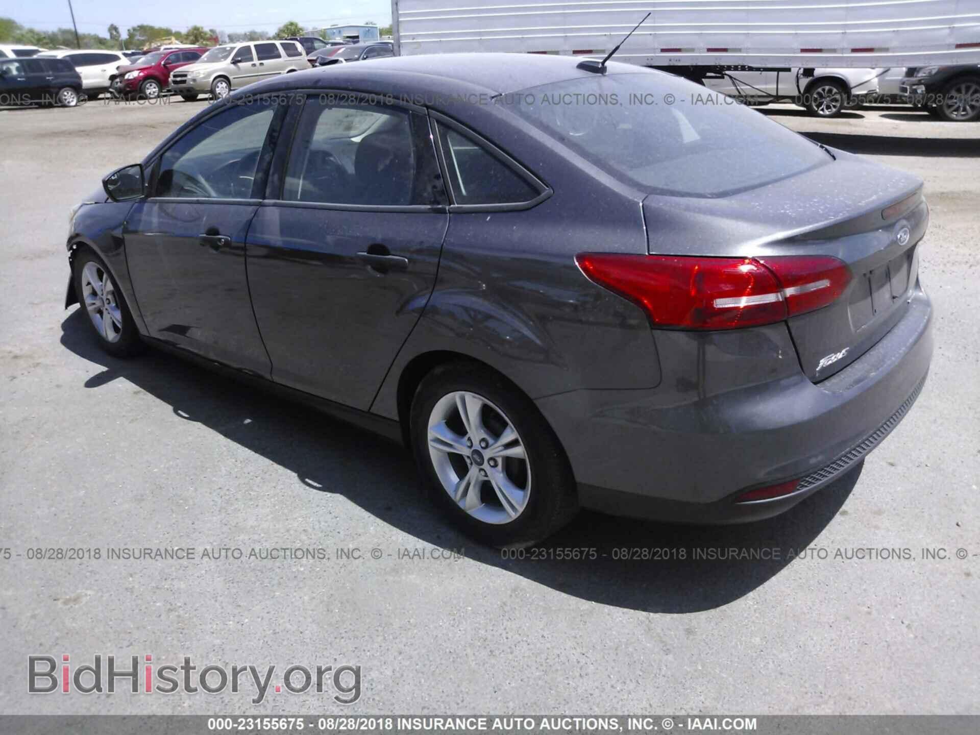 2016 Ford Focus - VIN: 1FADP3E29GL288768 - Фото 3