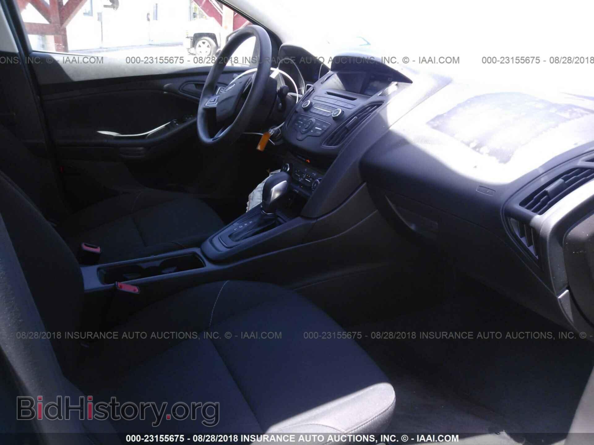 2016 Ford Focus - VIN: 1FADP3E29GL288768 - Фото 5