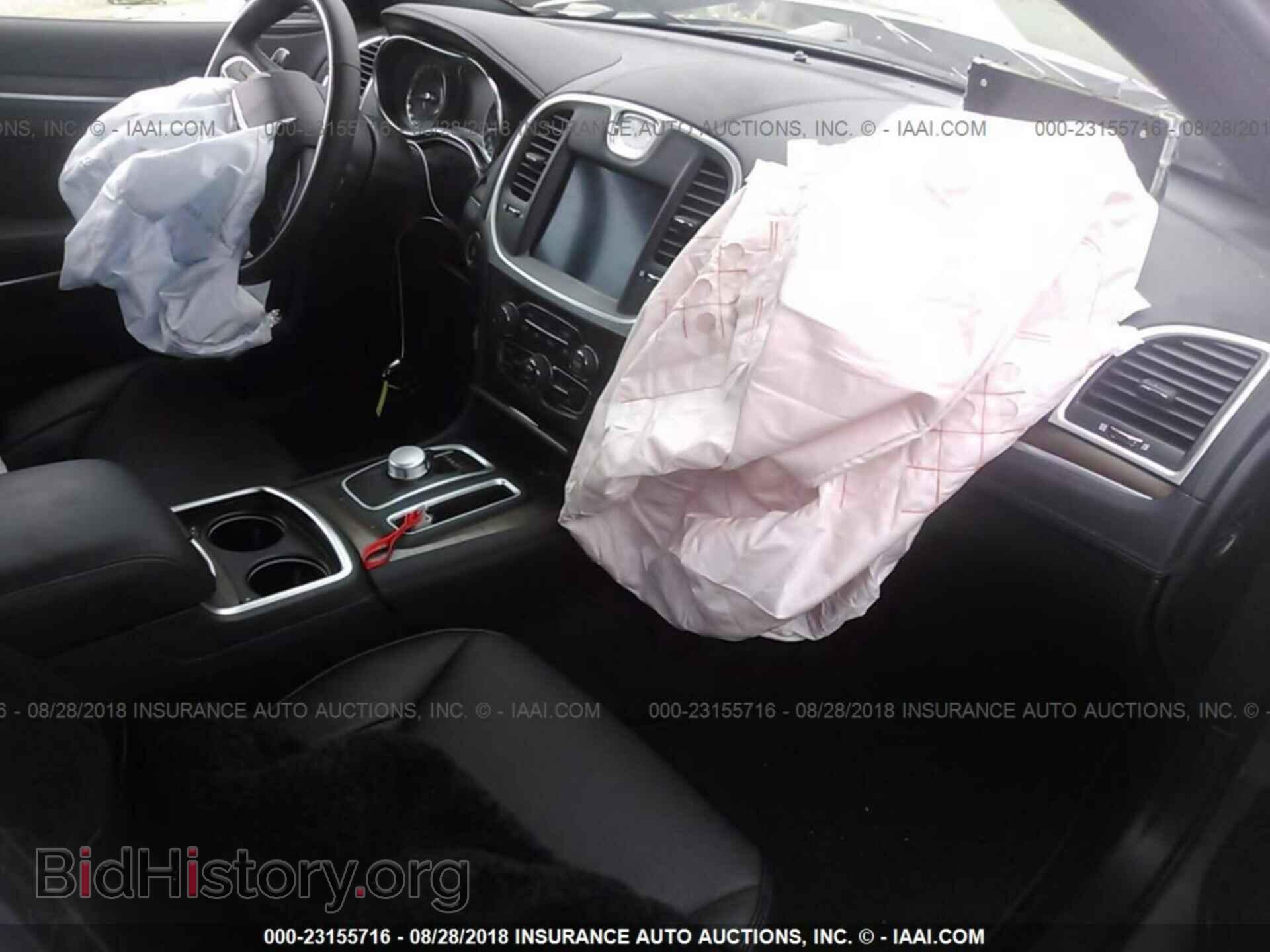 2018 CHRYSLER 300C - VIN: 2C3CCAPT6JH190690 - Фото 5