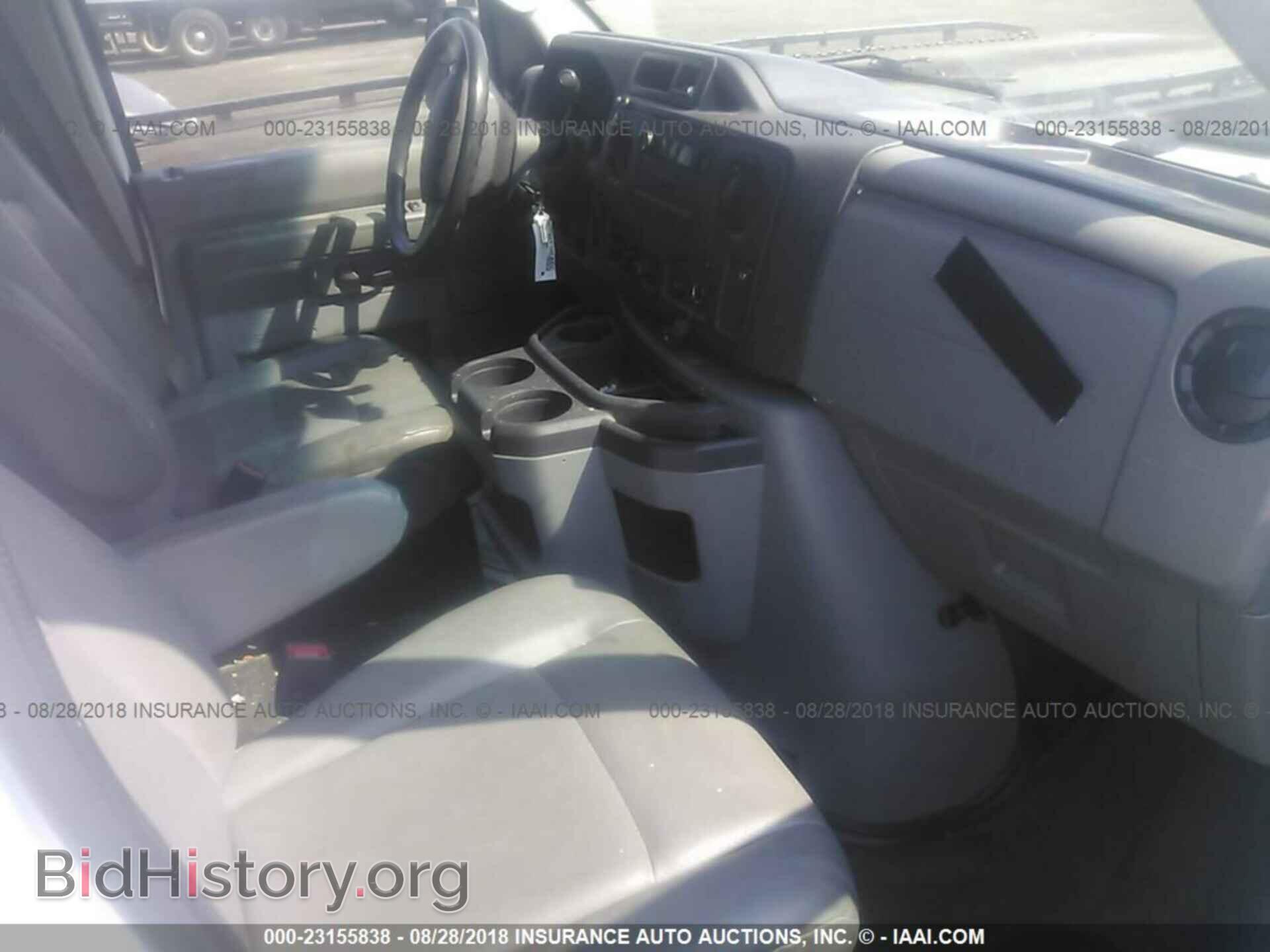 2012 Ford Econoline - VIN: 1FTNE2ELXCDB12873 - Фото 5