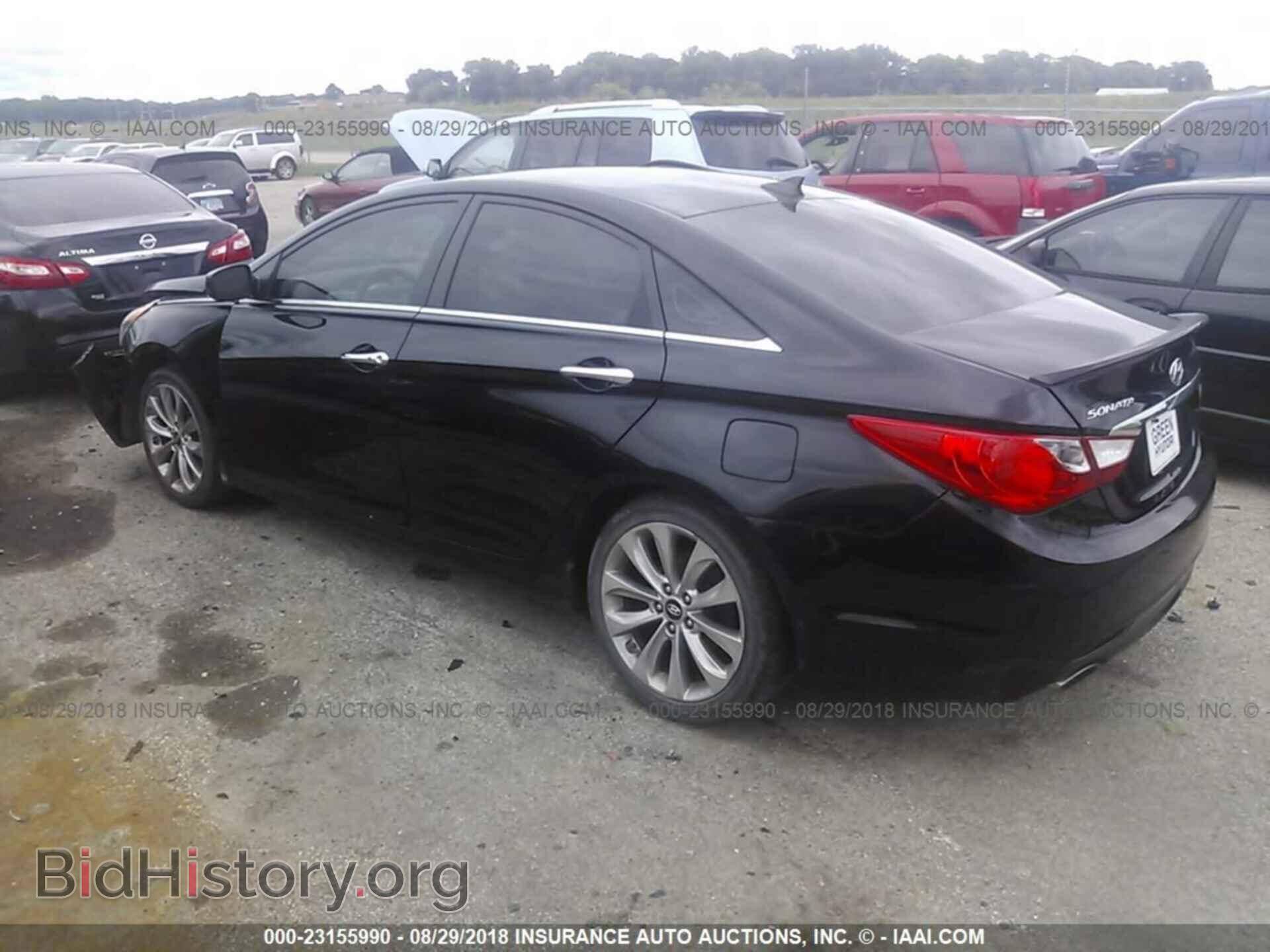 2012 Hyundai Sonata - VIN: 5NPEC4AC4CH451713 - Photo 3