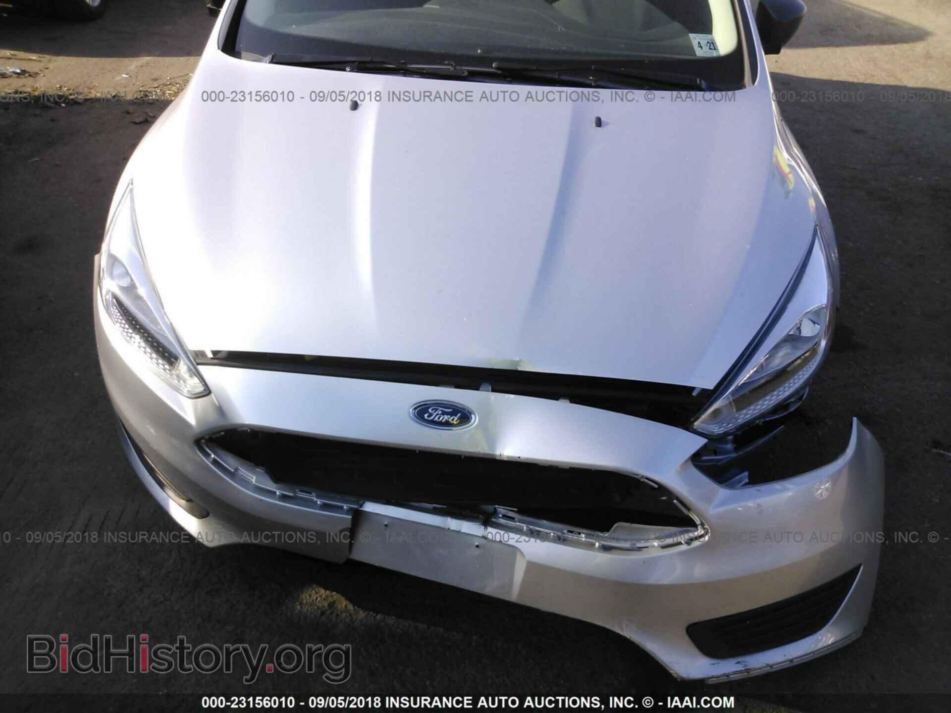 2016 Ford Focus - VIN: 1FADP3E2XGL300412 - Photo 6