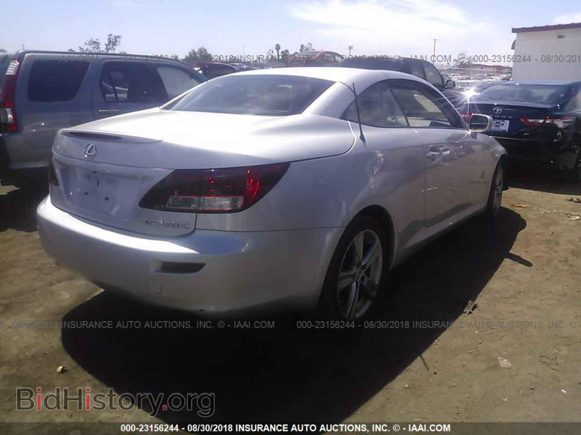 2011 Lexus Is - VIN: JTHFF2C21B2516083 - Photo 4
