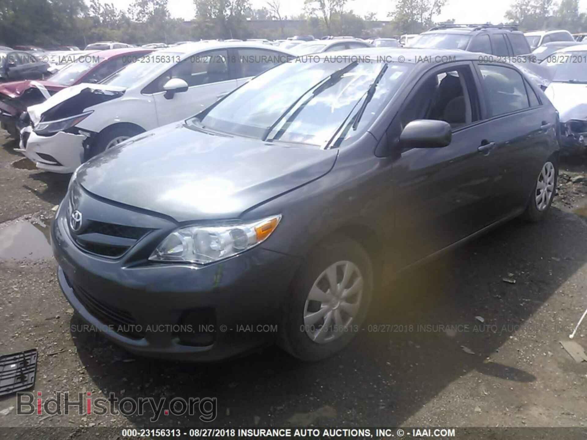 2011 Toyota Corolla - VIN: 2T1BU4EE1BC700367 - Фото 2