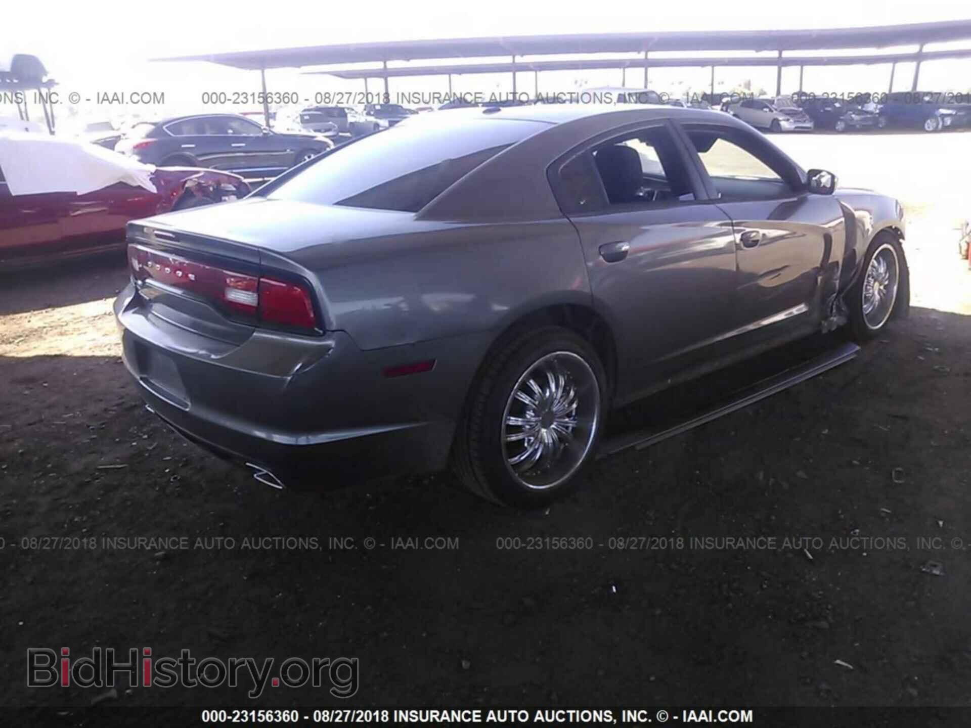 2011 Dodge Charger - VIN: 2B3CL3CG0BH543430 - Фото 4