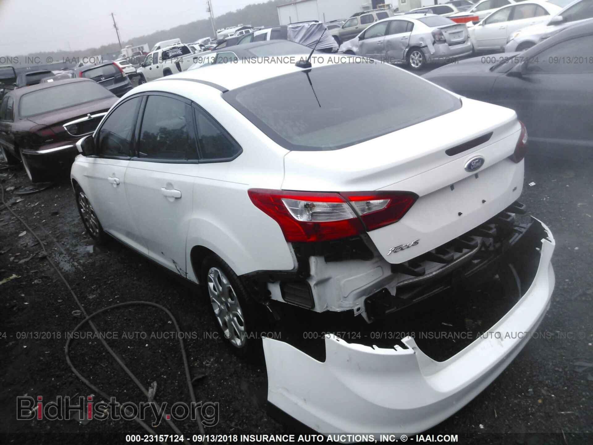 2012 Ford Focus - VIN: 1FAHP3F26CL241630 - Photo 3