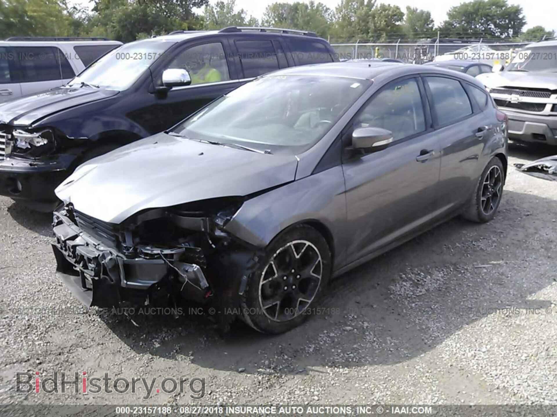 2014 Ford Focus - VIN: 1FADP3K22EL213217 - Photo 2