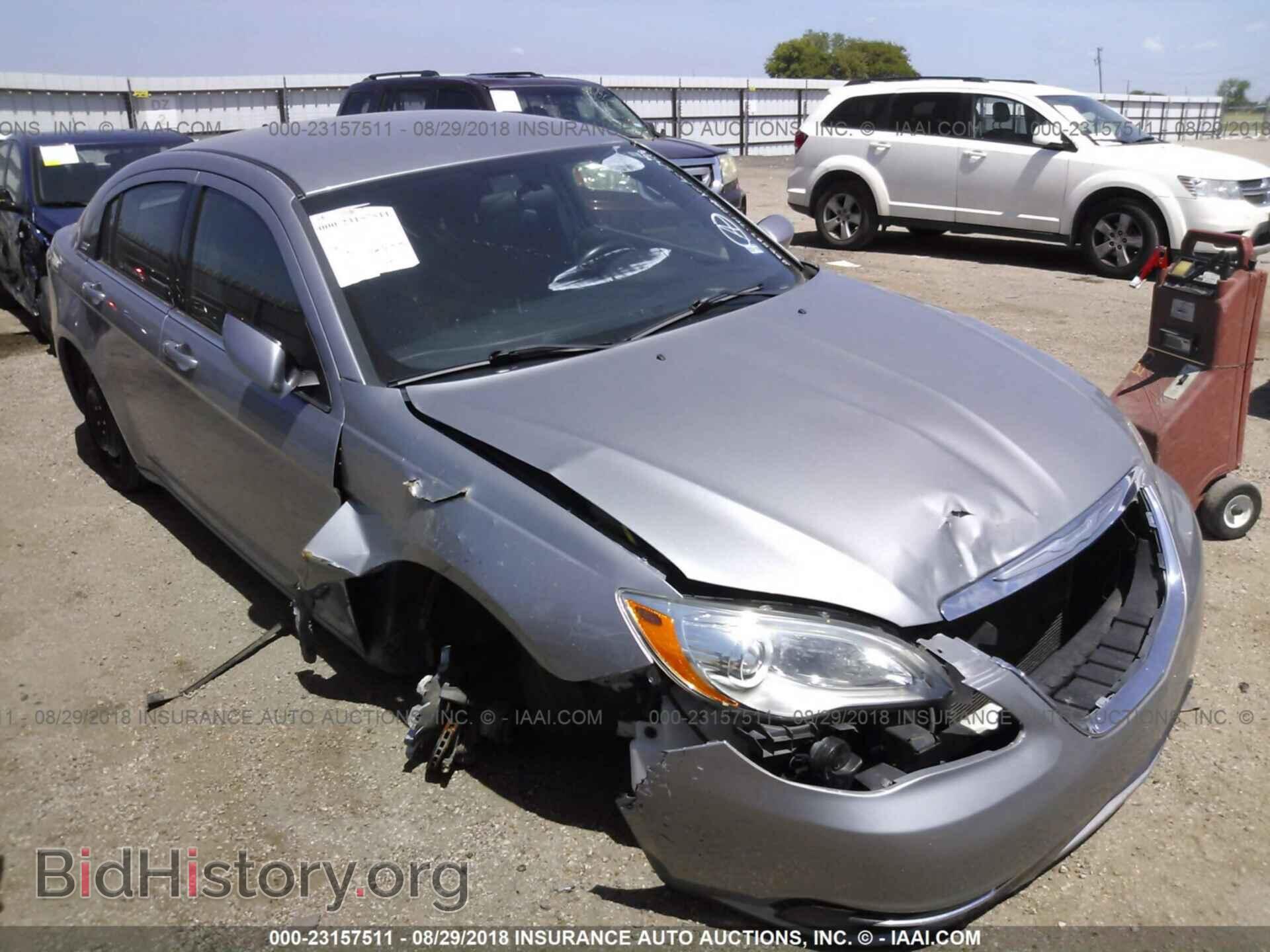 Photo 1C3CCBBB8DN667118 - Chrysler 200 2013