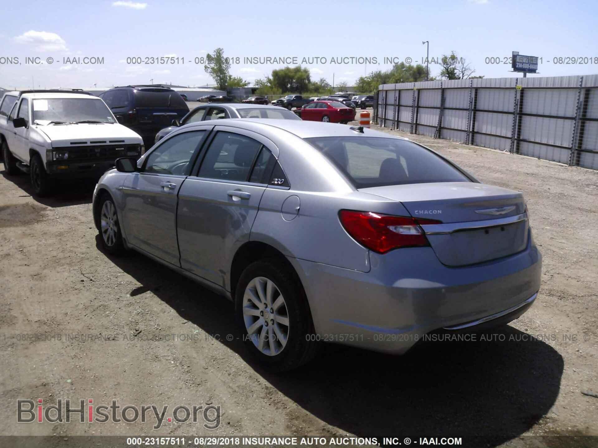 2013 Chrysler 200 - VIN: 1C3CCBBB8DN667118 - Photo 3