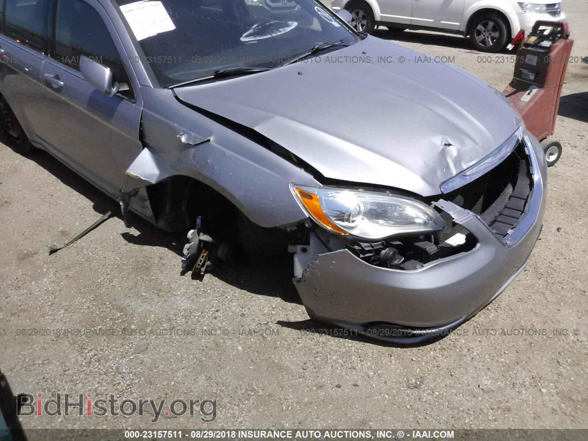 2013 Chrysler 200 - VIN: 1C3CCBBB8DN667118 - Photo 6