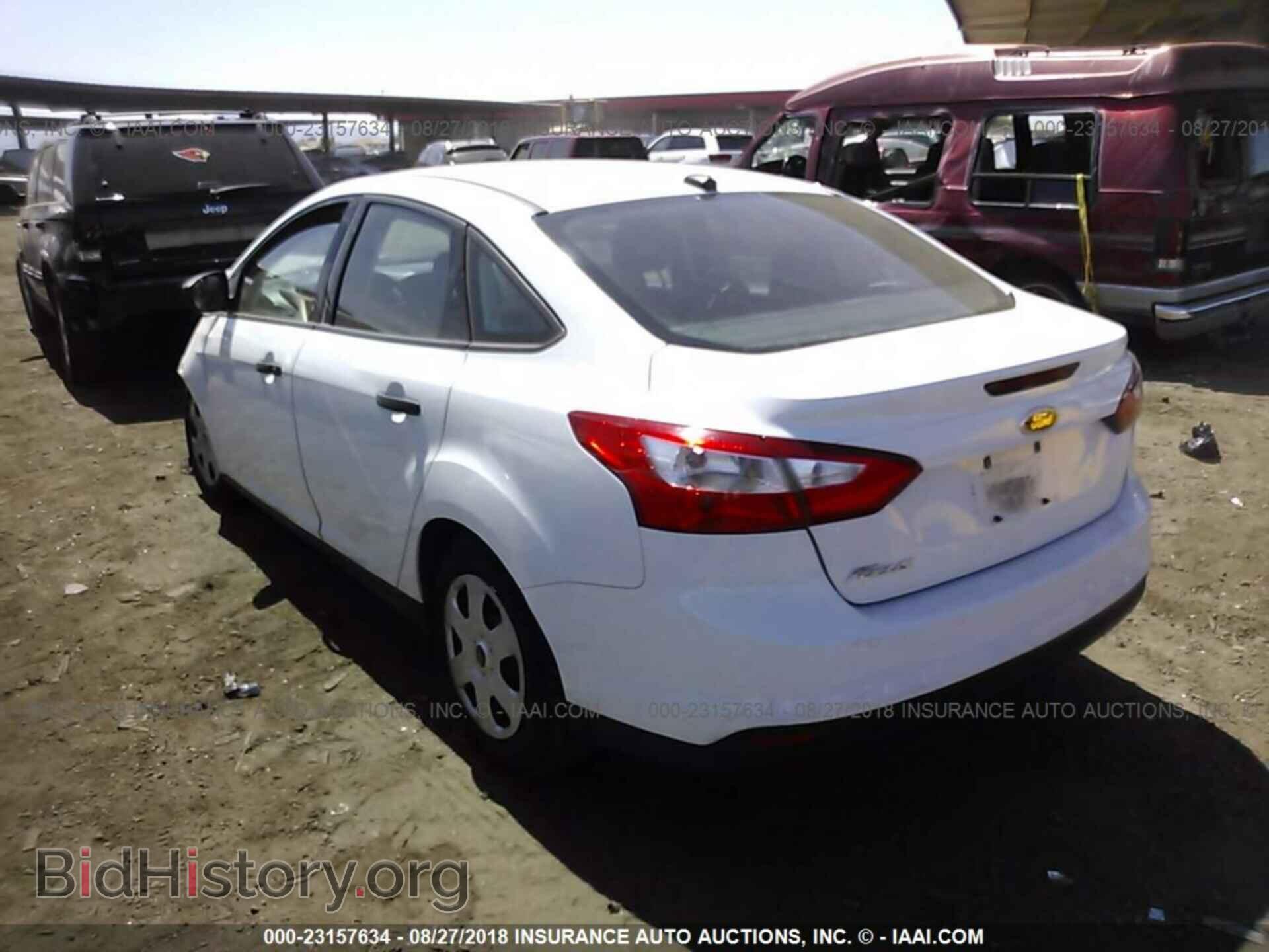 2012 Ford Focus - VIN: 1FAHP3E29CL478095 - Фото 3