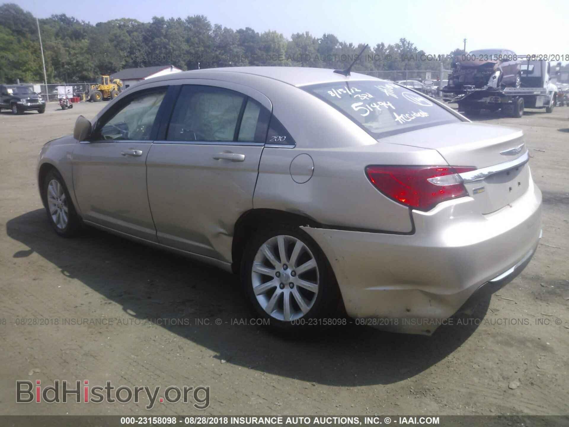 2013 Chrysler 200 - VIN: 1C3CCBBGXDN554265 - Фото 3