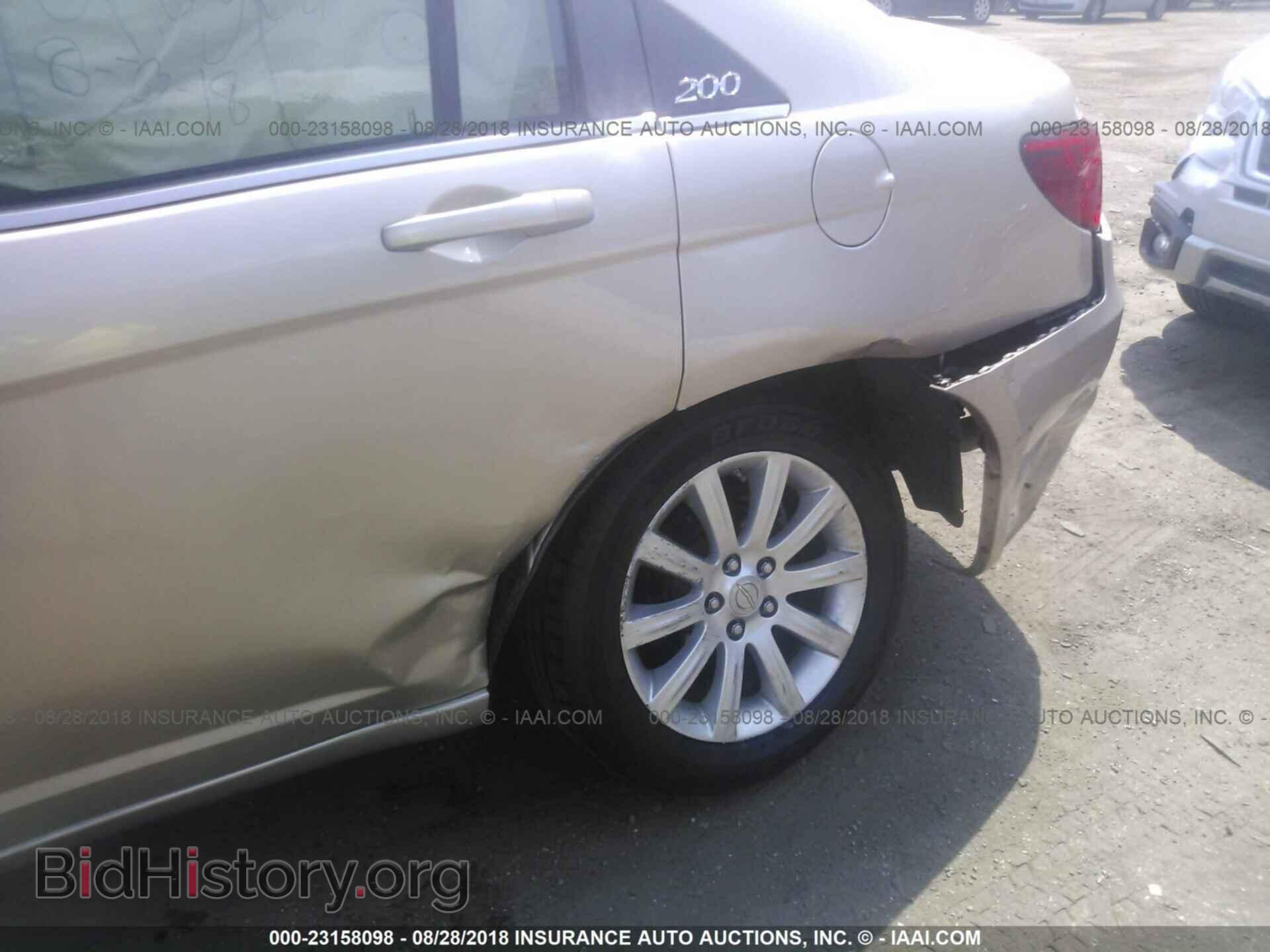 2013 Chrysler 200 - VIN: 1C3CCBBGXDN554265 - Фото 6